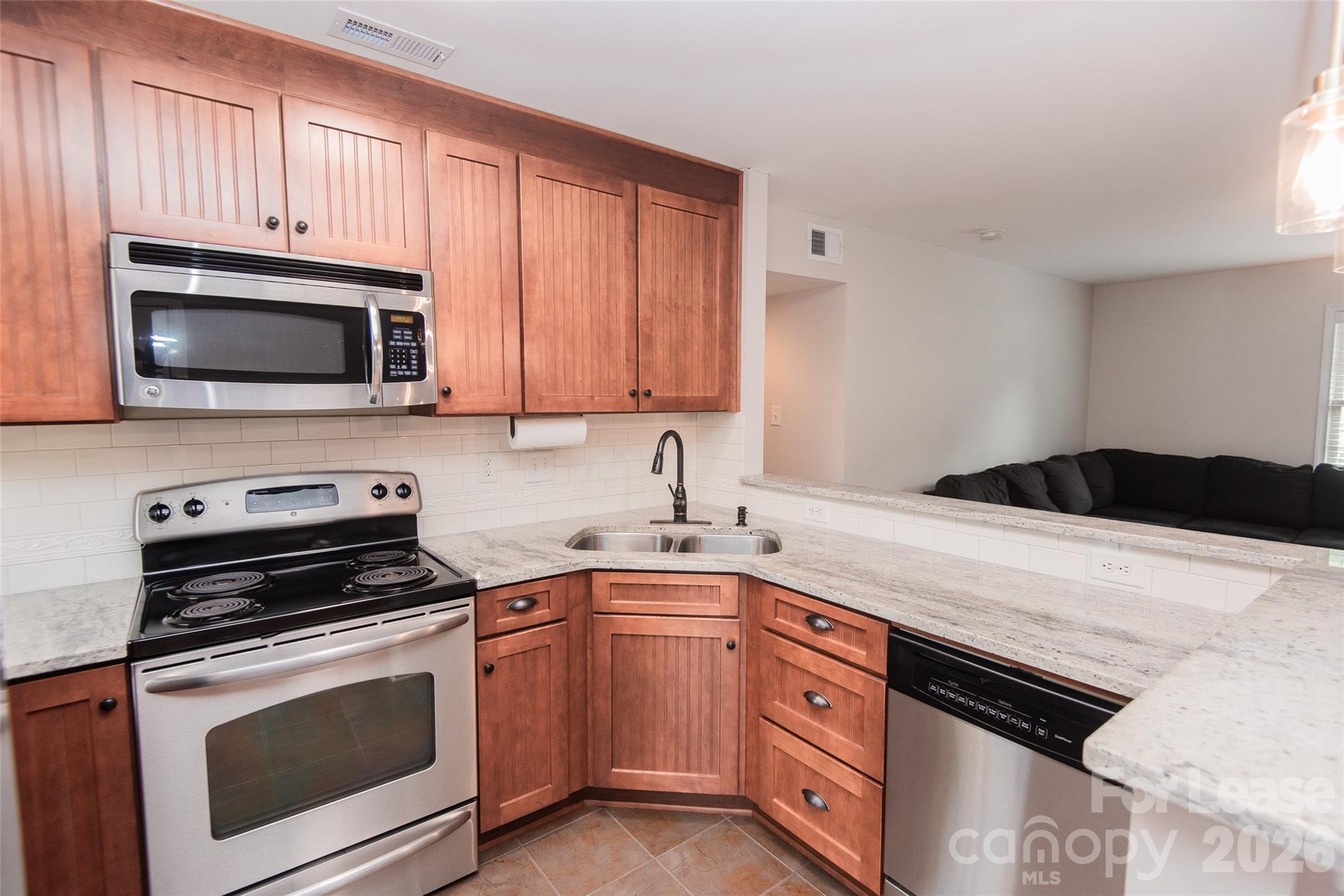 4915 Park Road Unit: F