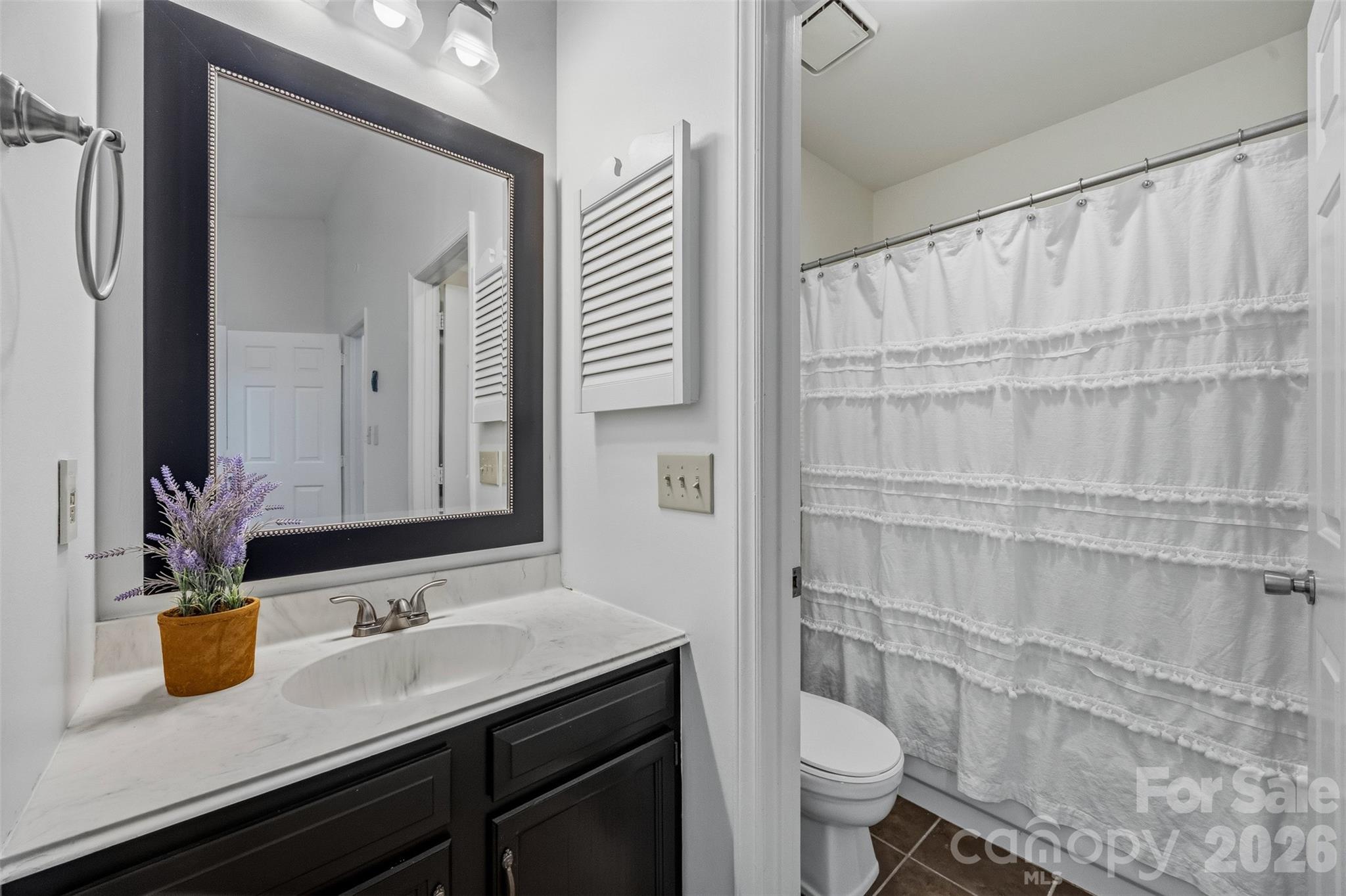 8112 Circle Tree Lane