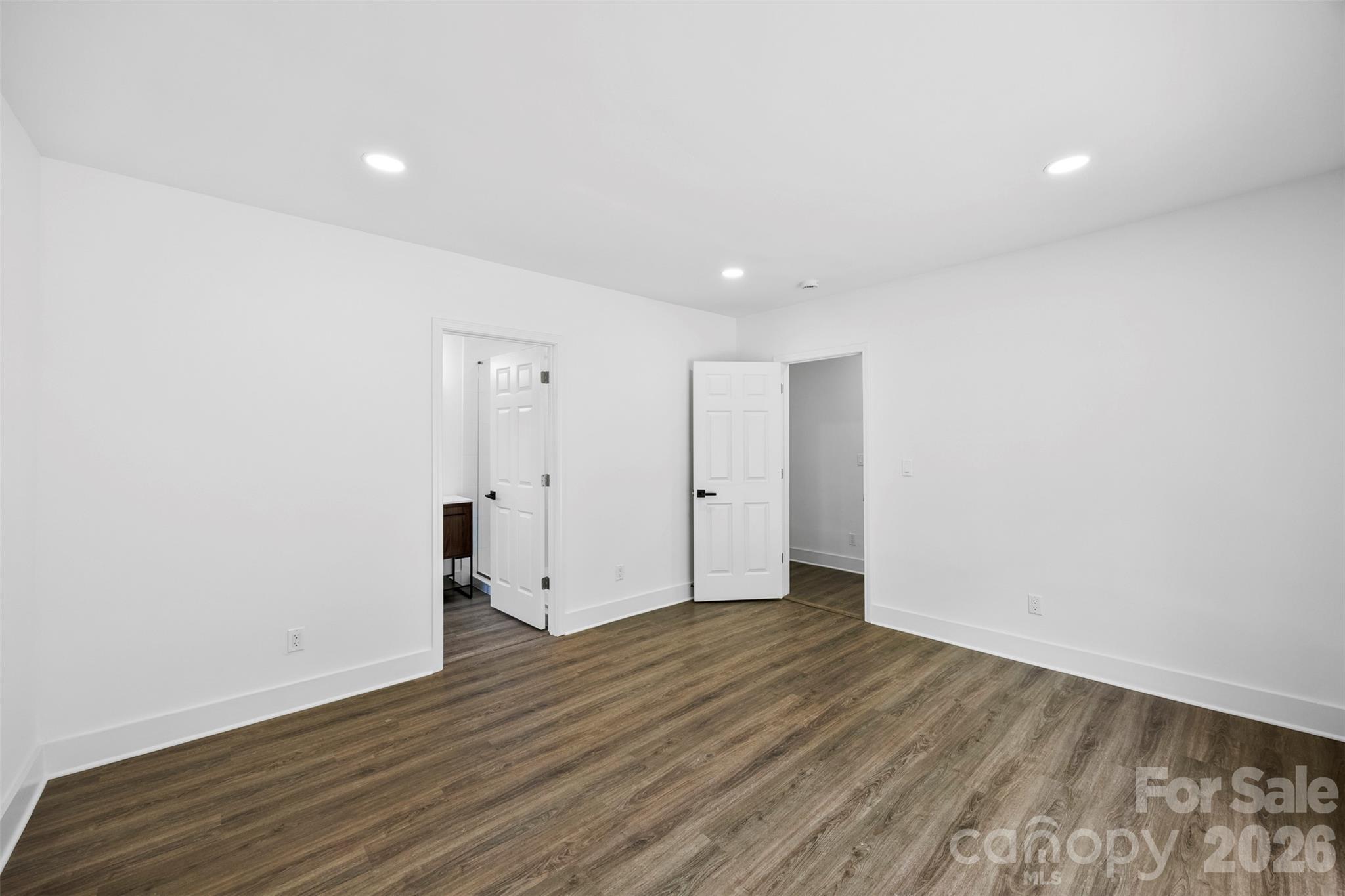 2942 Reid Avenue