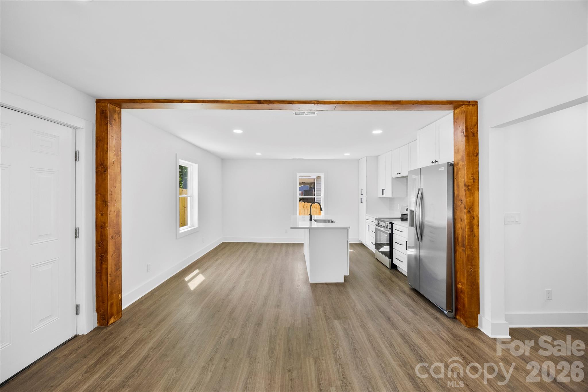 2942 Reid Avenue