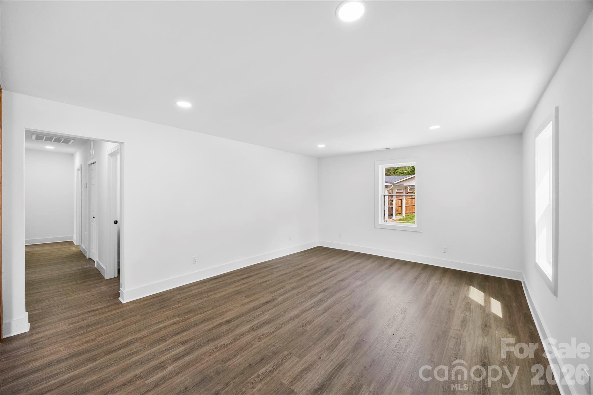 2942 Reid Avenue