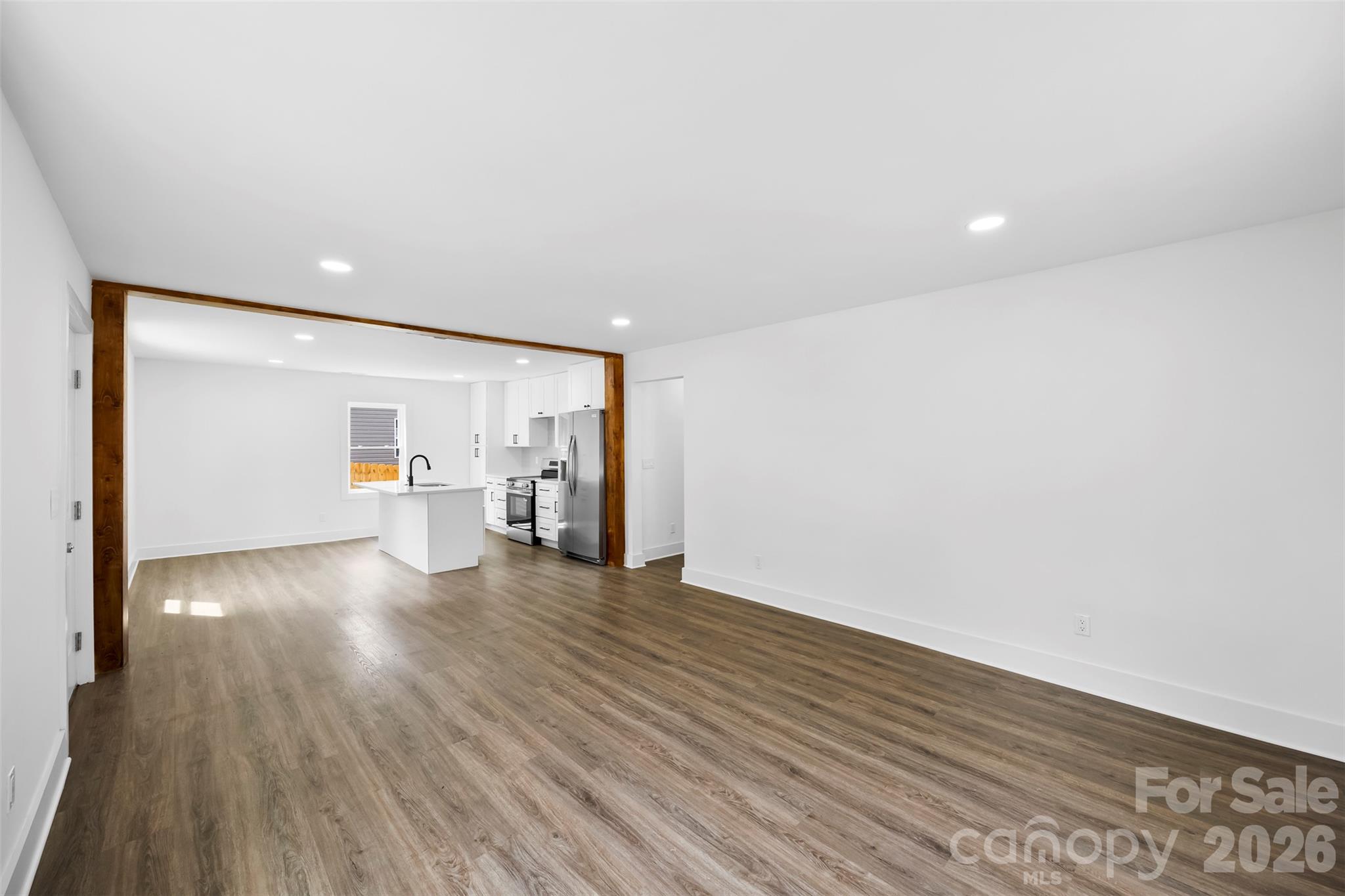 2942 Reid Avenue