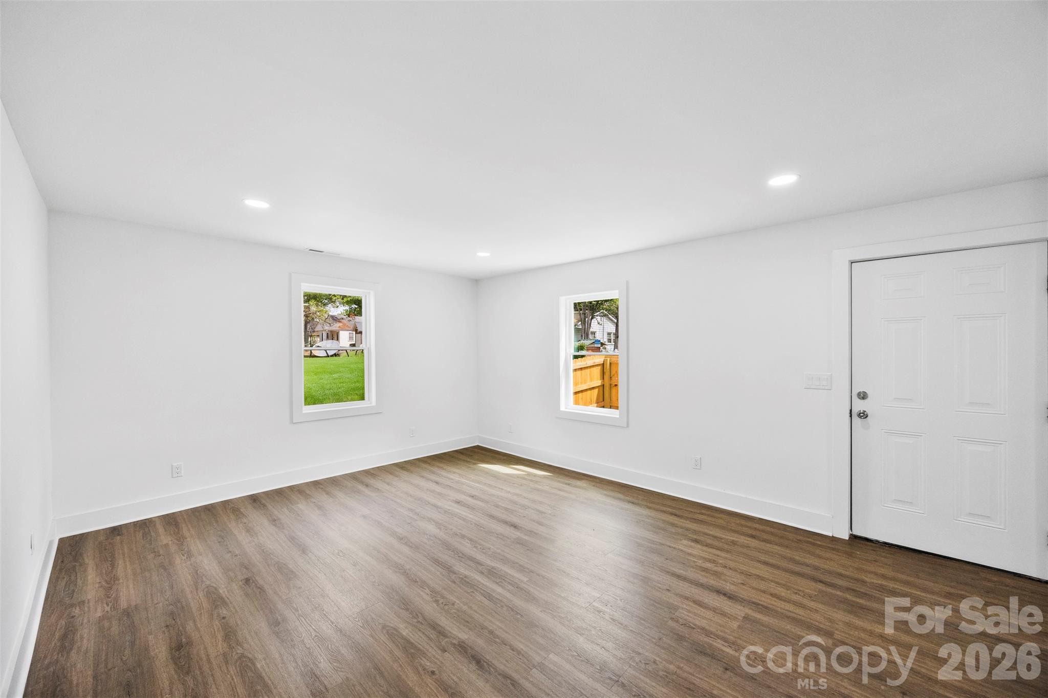 2942 Reid Avenue