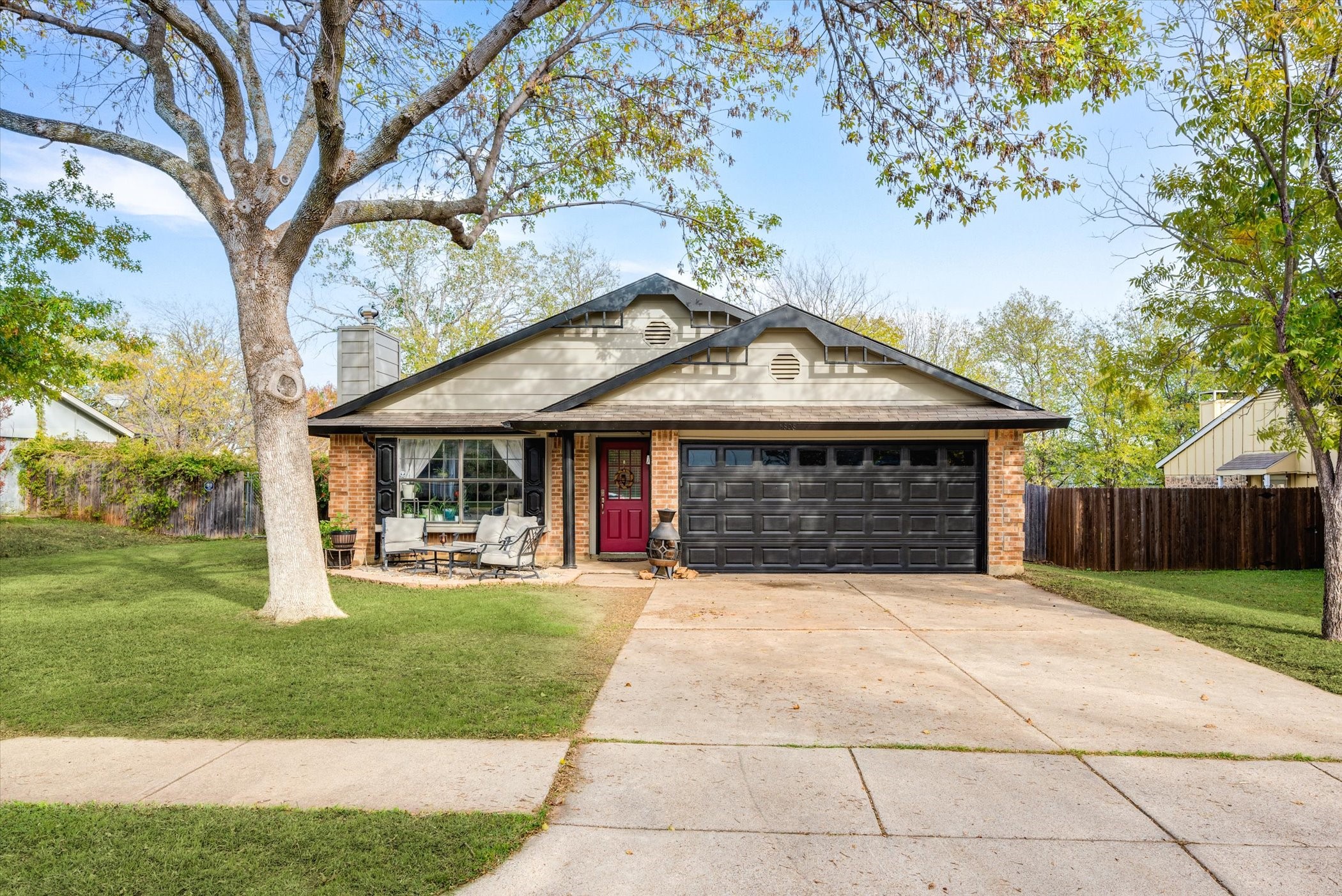 5808 Maurie Drive