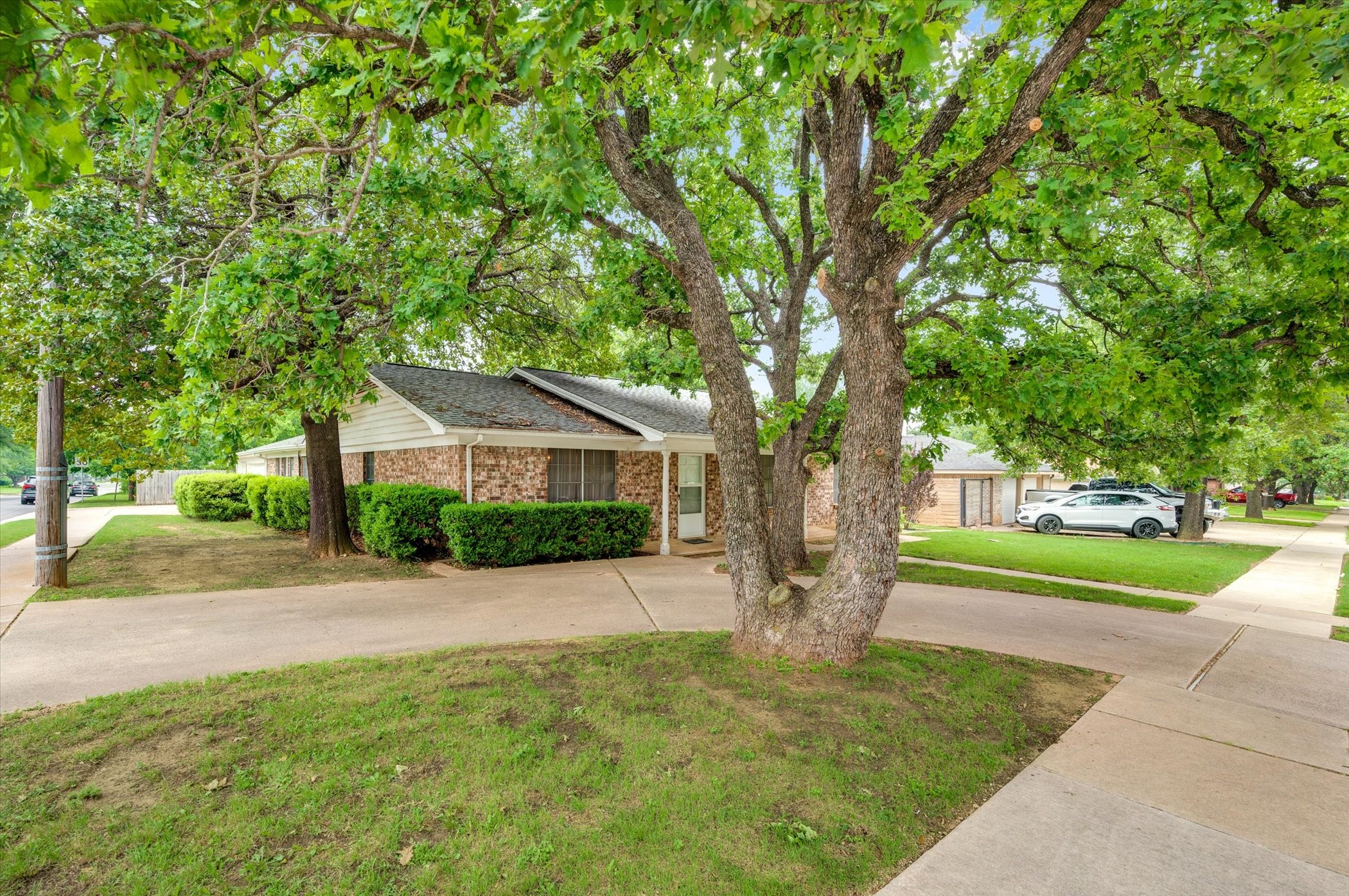 3632 Brown Trail