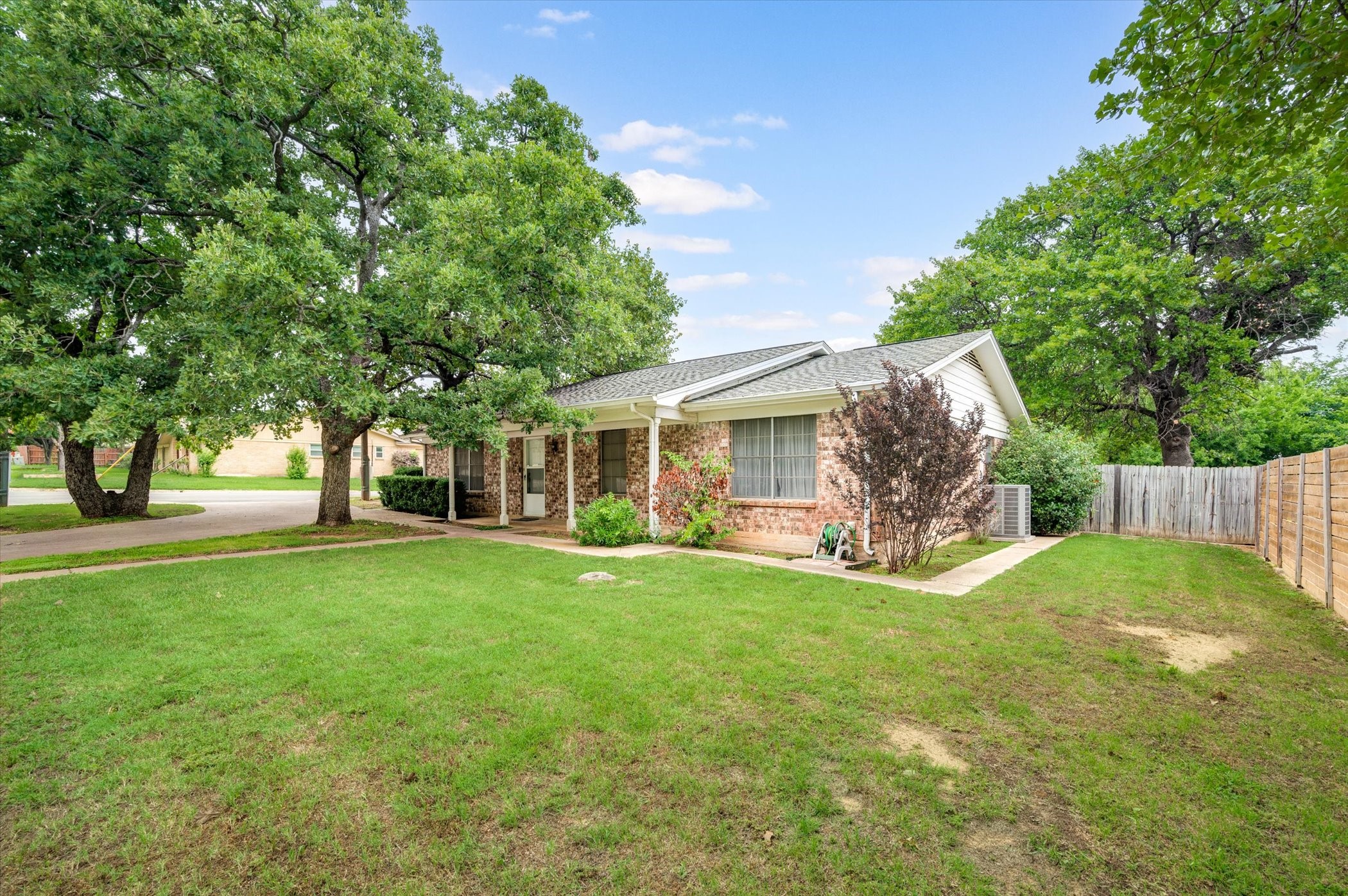 3632 Brown Trail