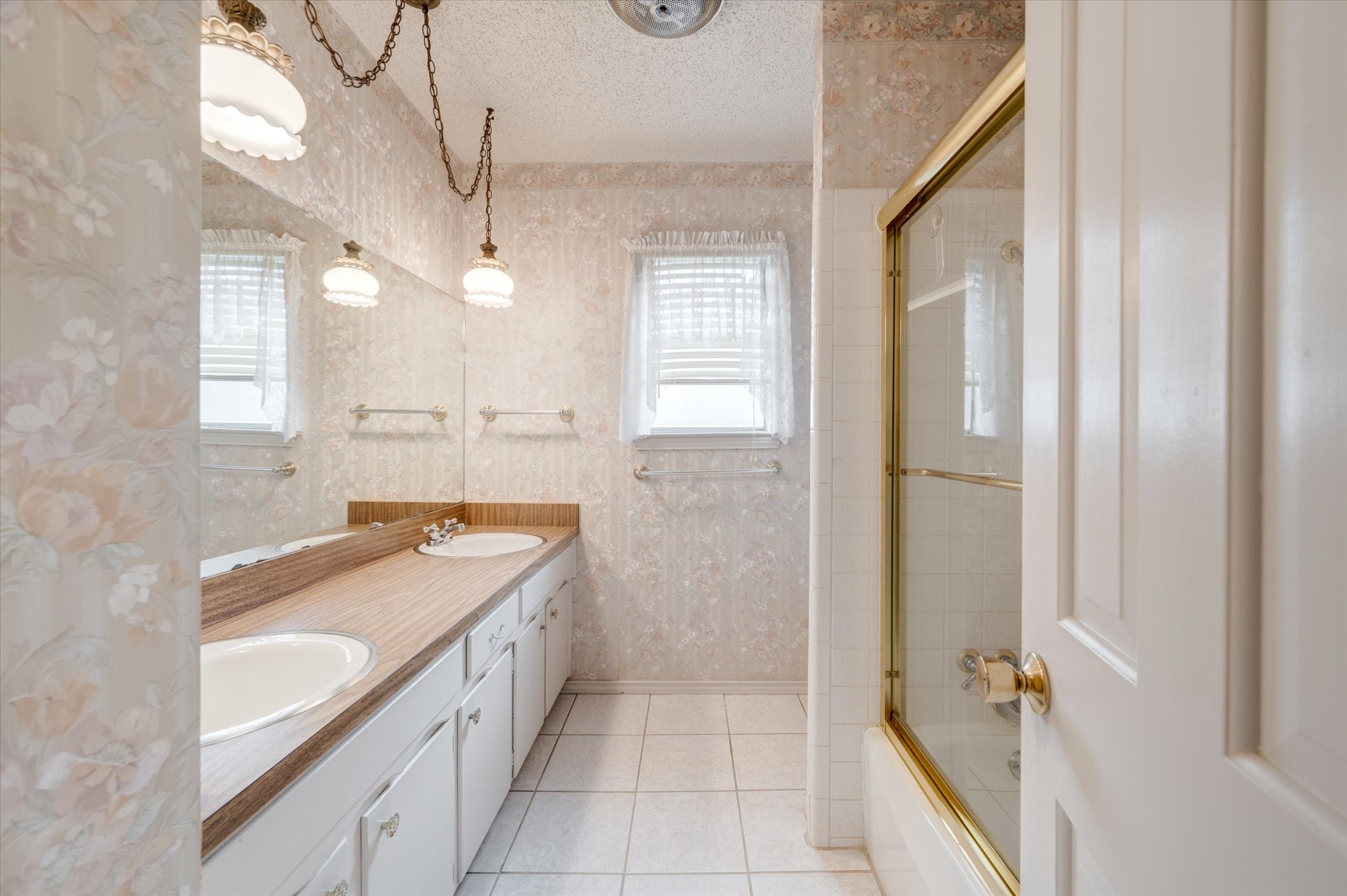 3632 Brown Trail