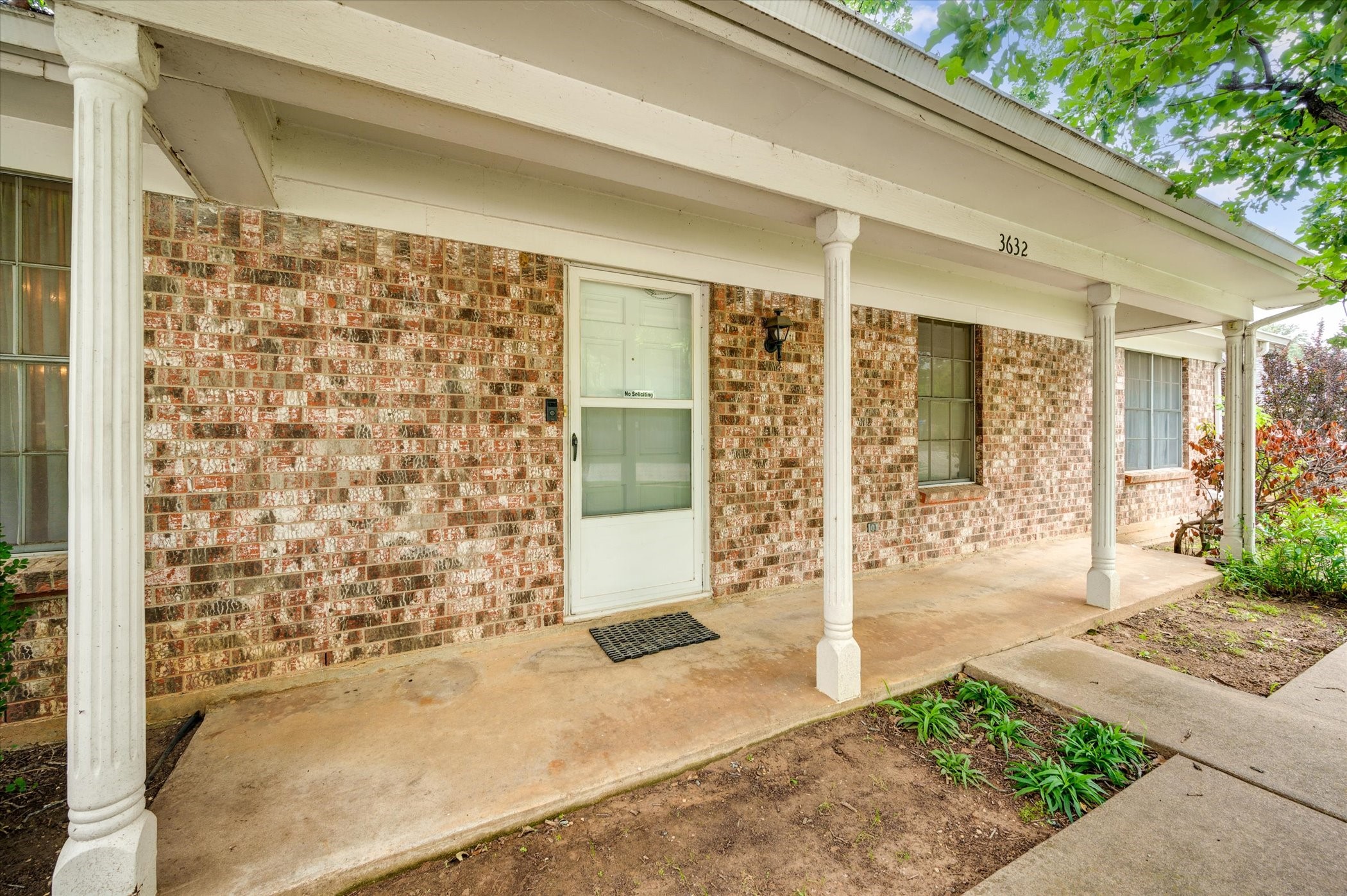 3632 Brown Trail