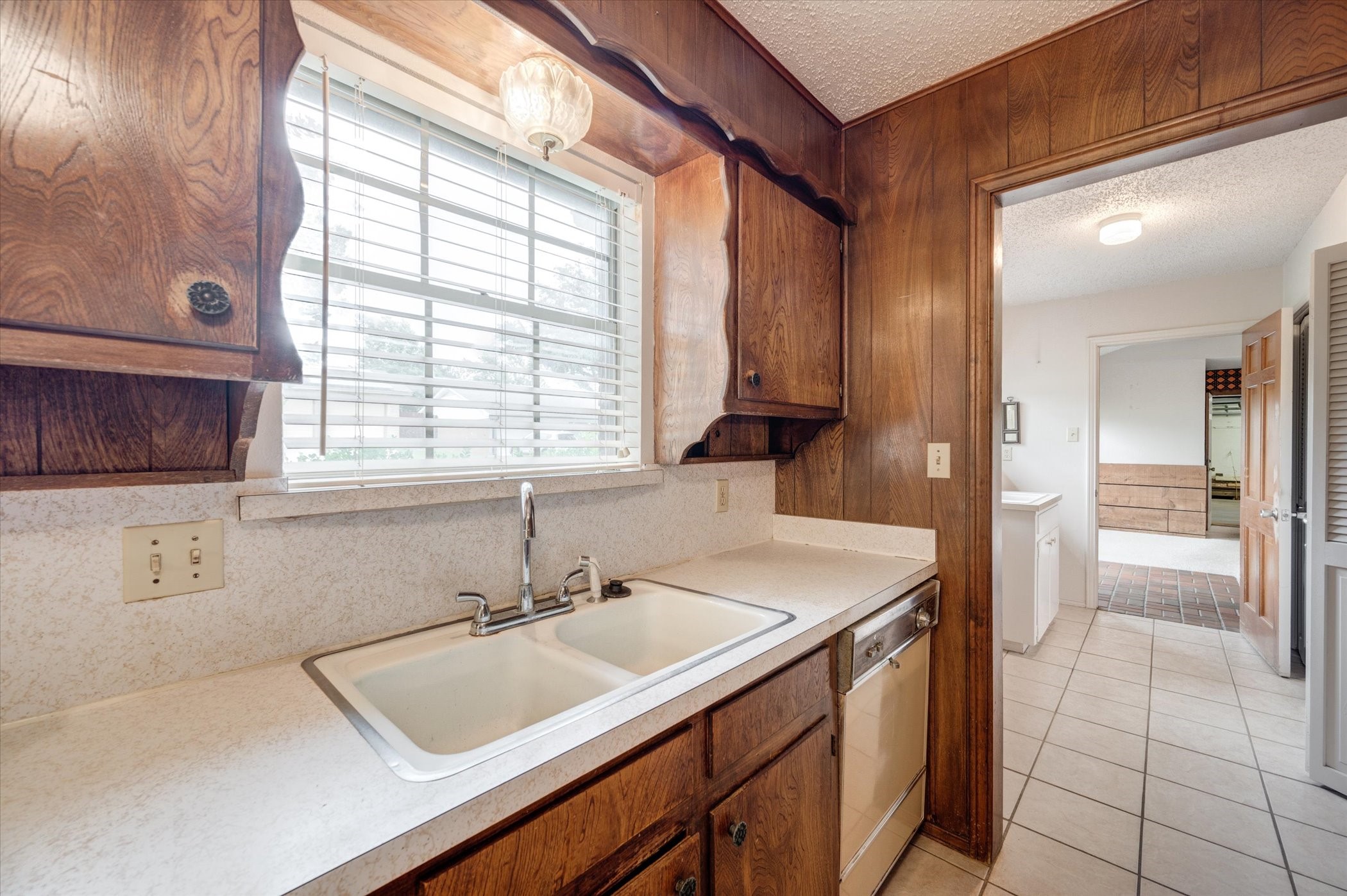 3632 Brown Trail