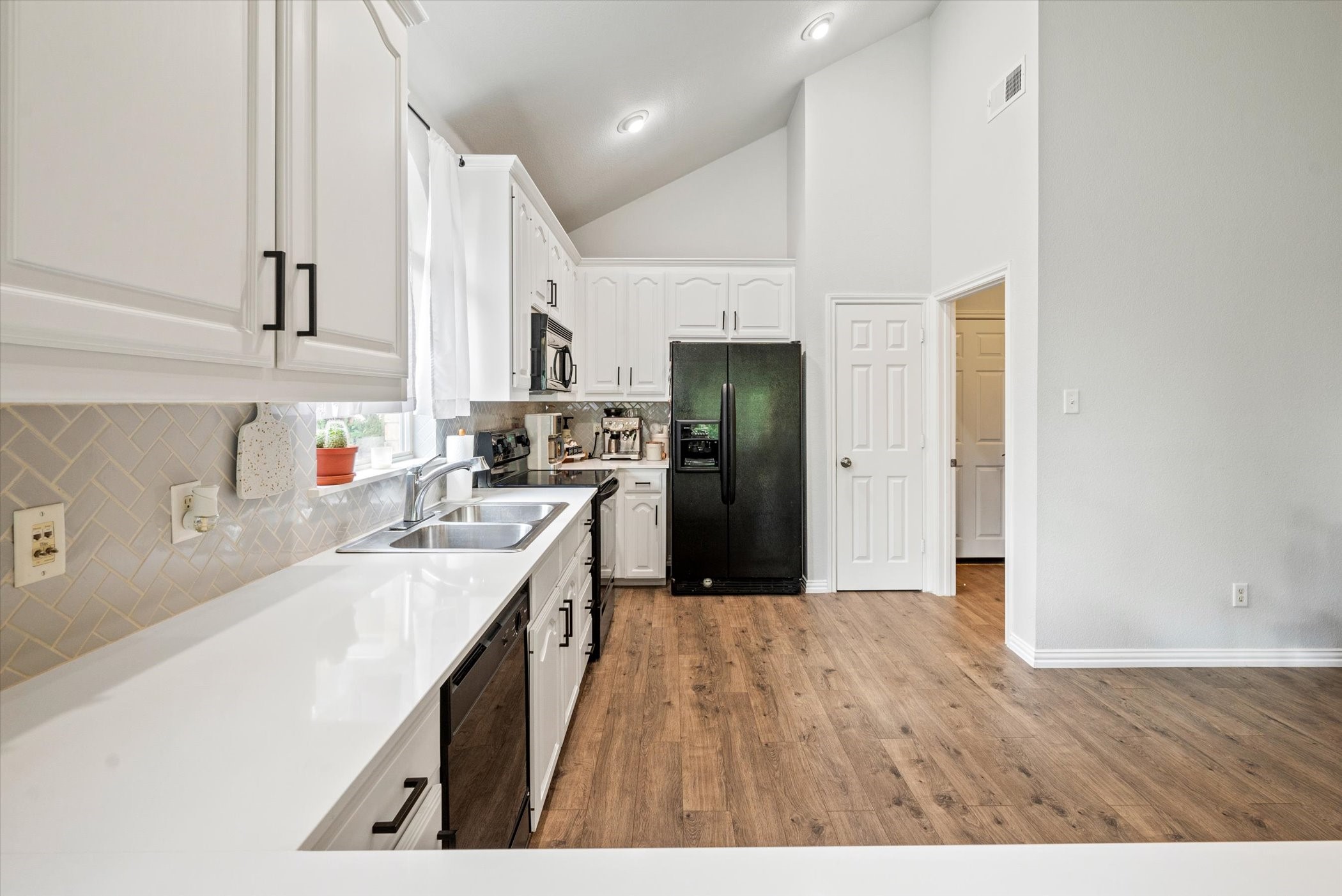 9736 Hathman Lane