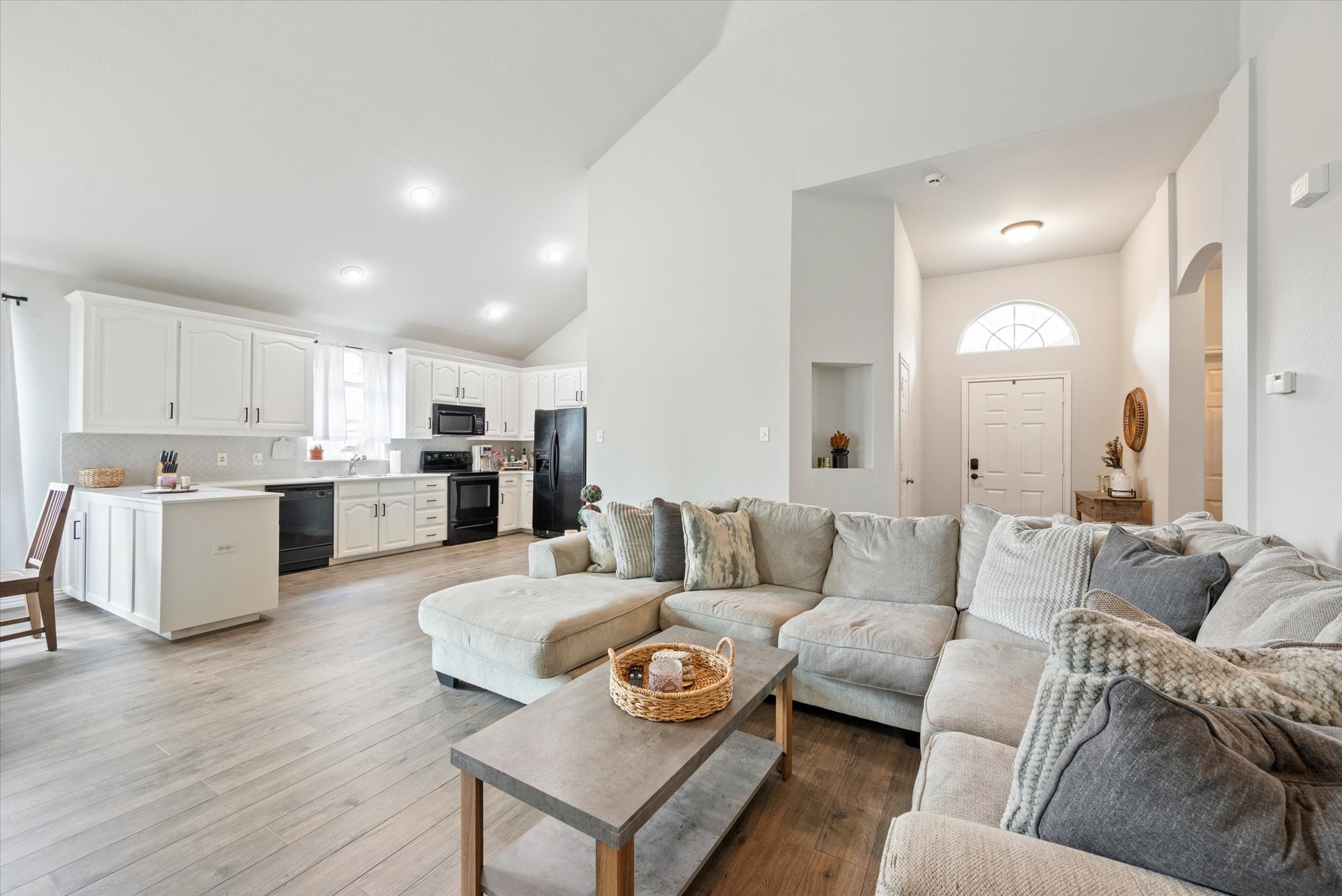 9736 Hathman Lane