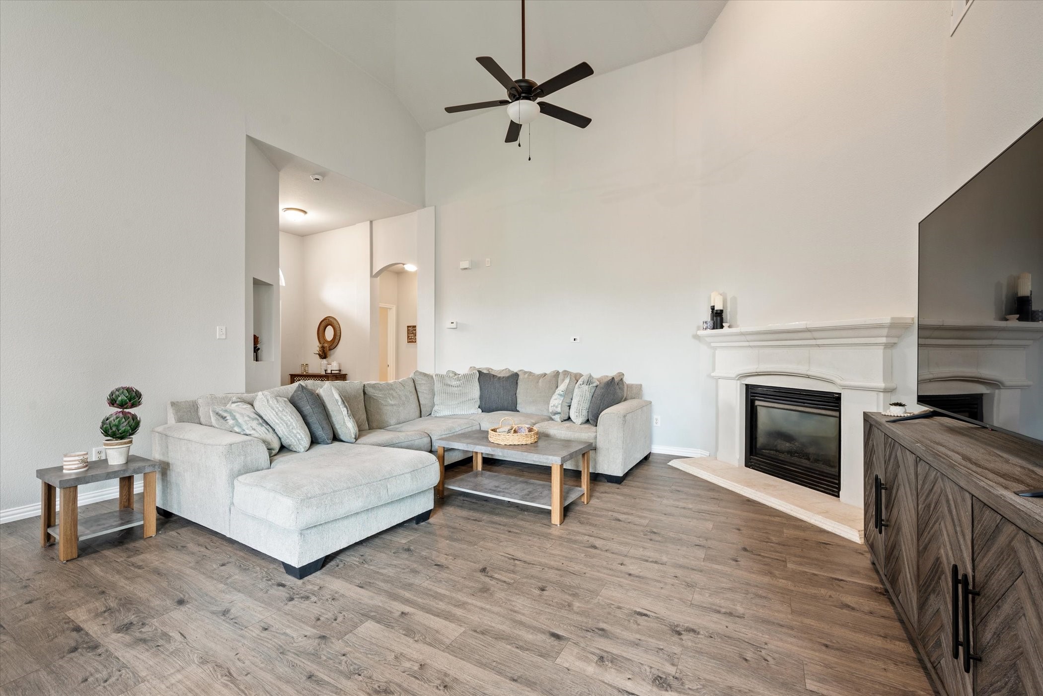 9736 Hathman Lane