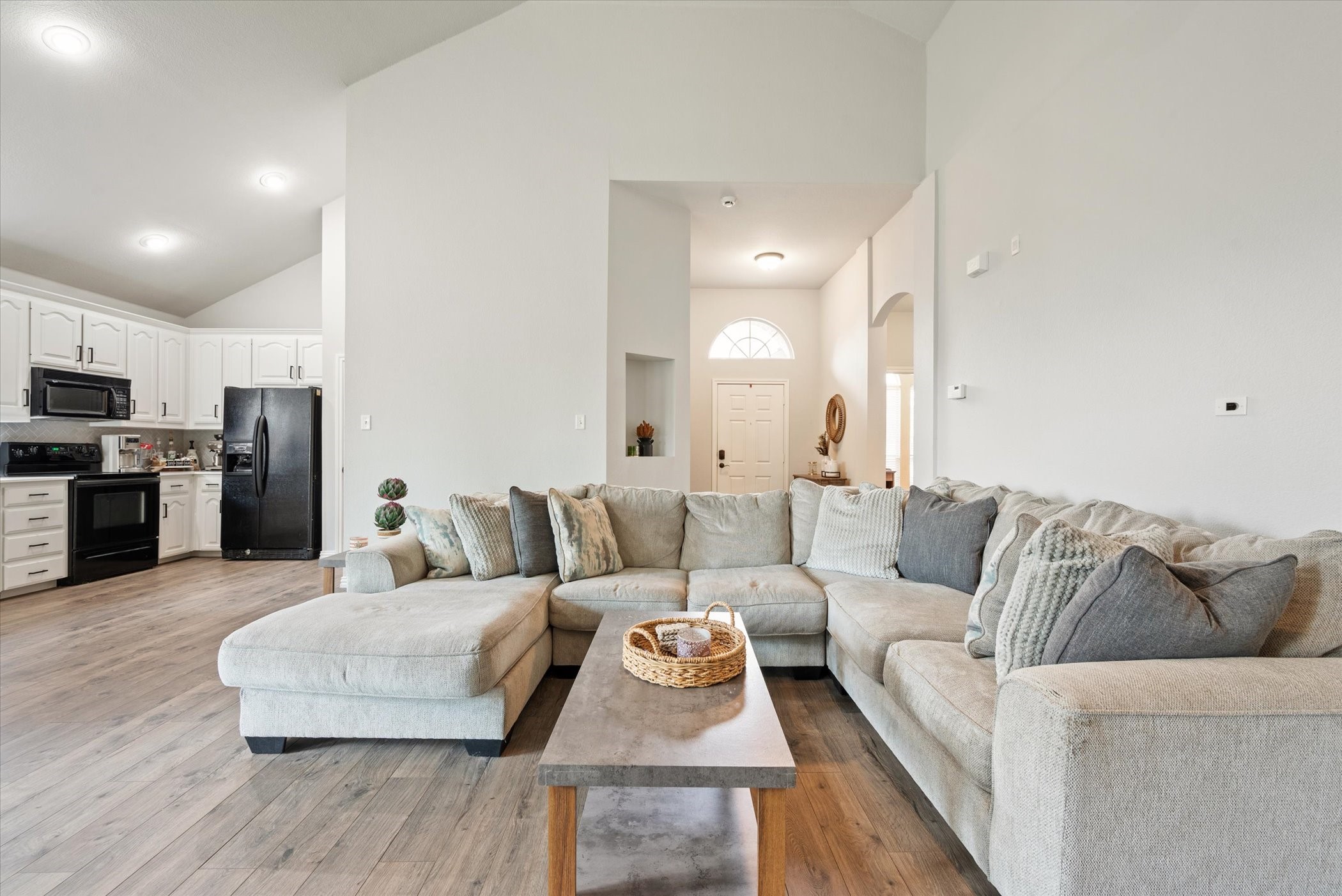 9736 Hathman Lane