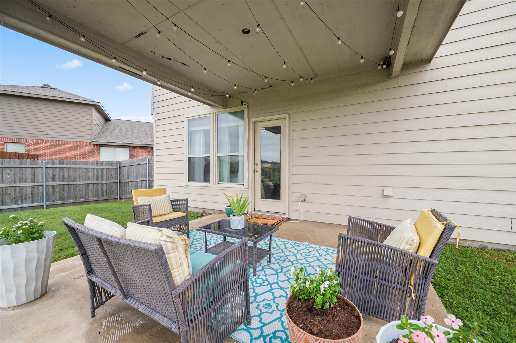 8729 Golden Sunset Trail