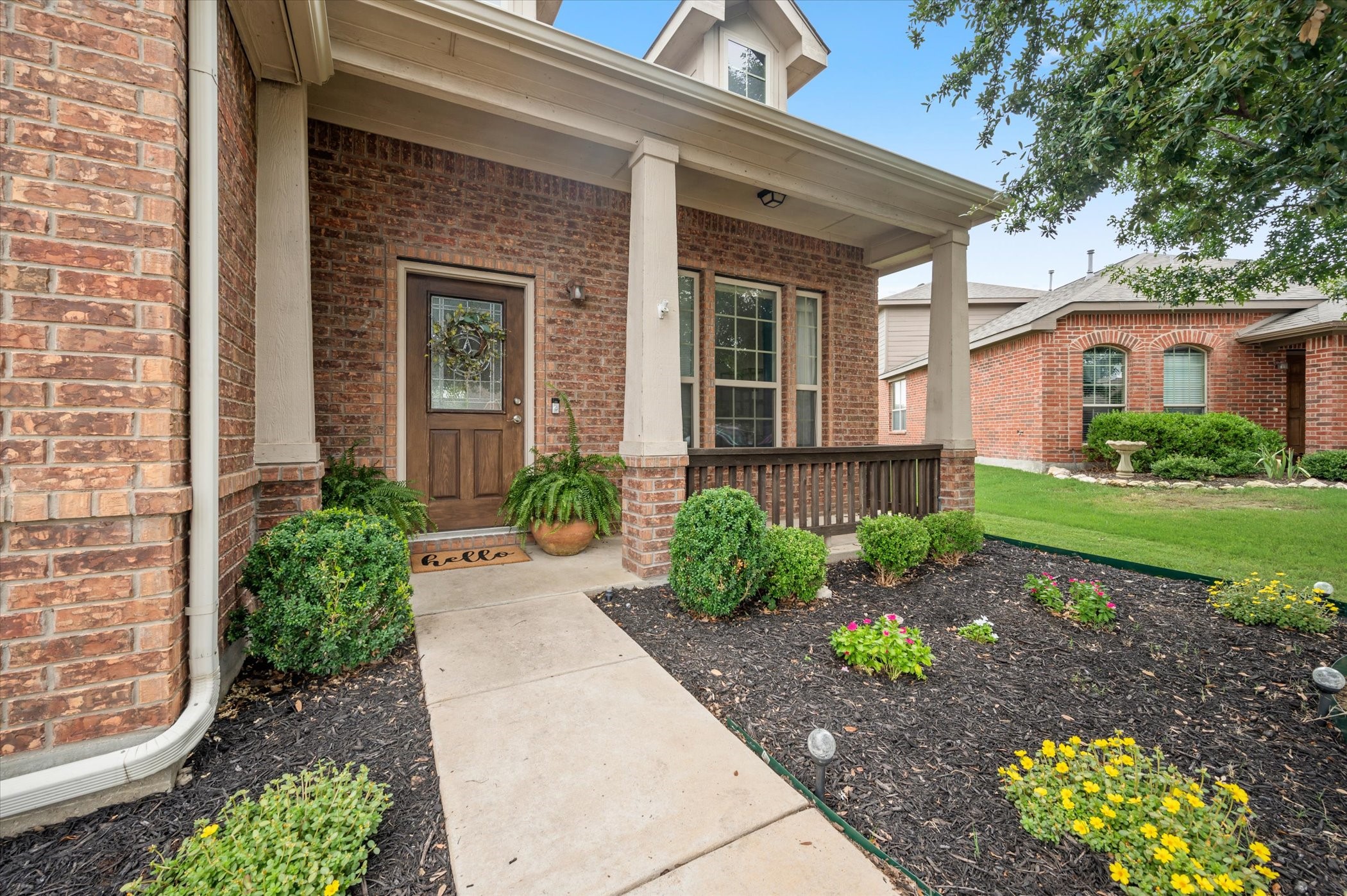 8729 Golden Sunset Trail