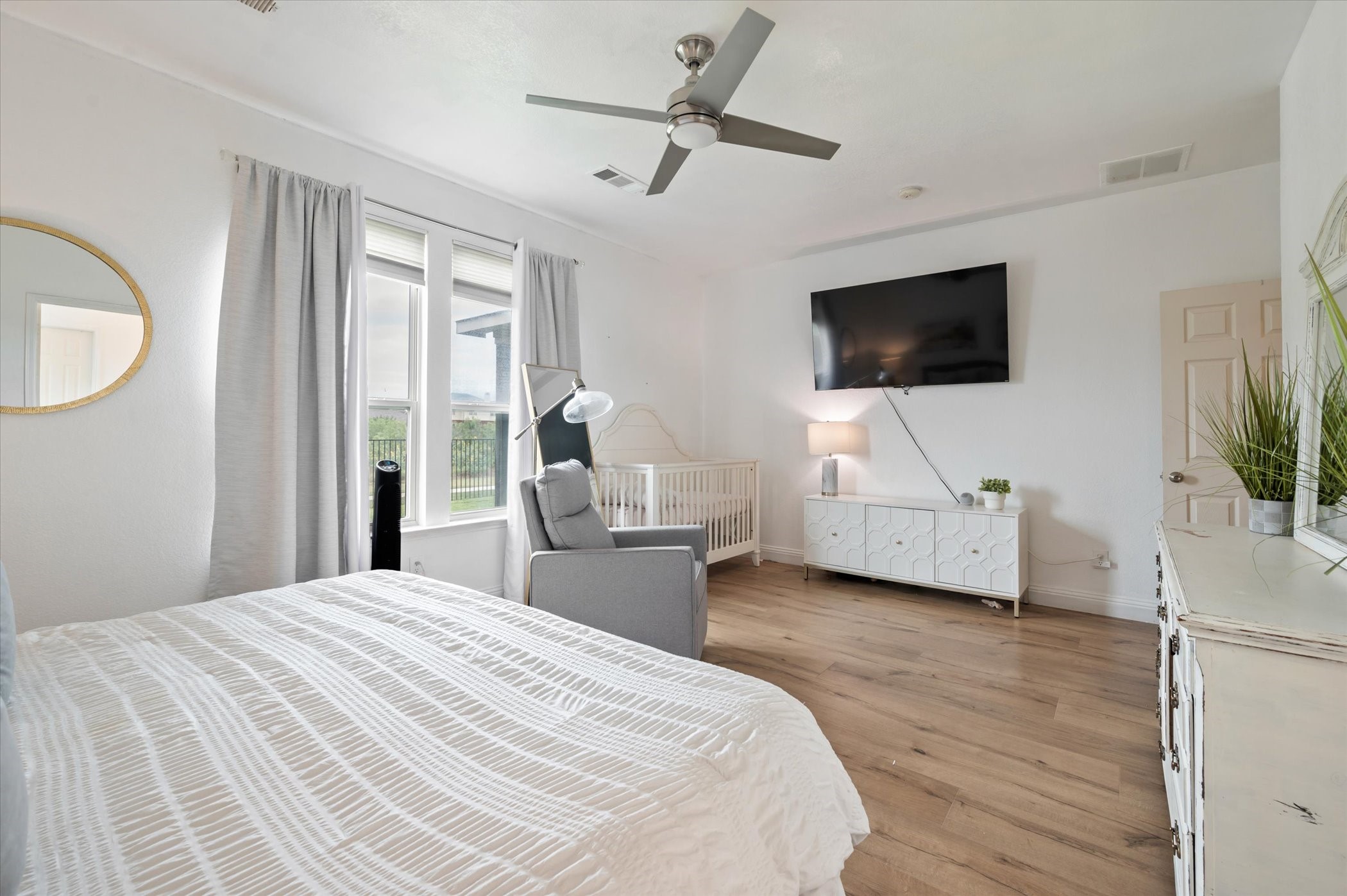8729 Golden Sunset Trail