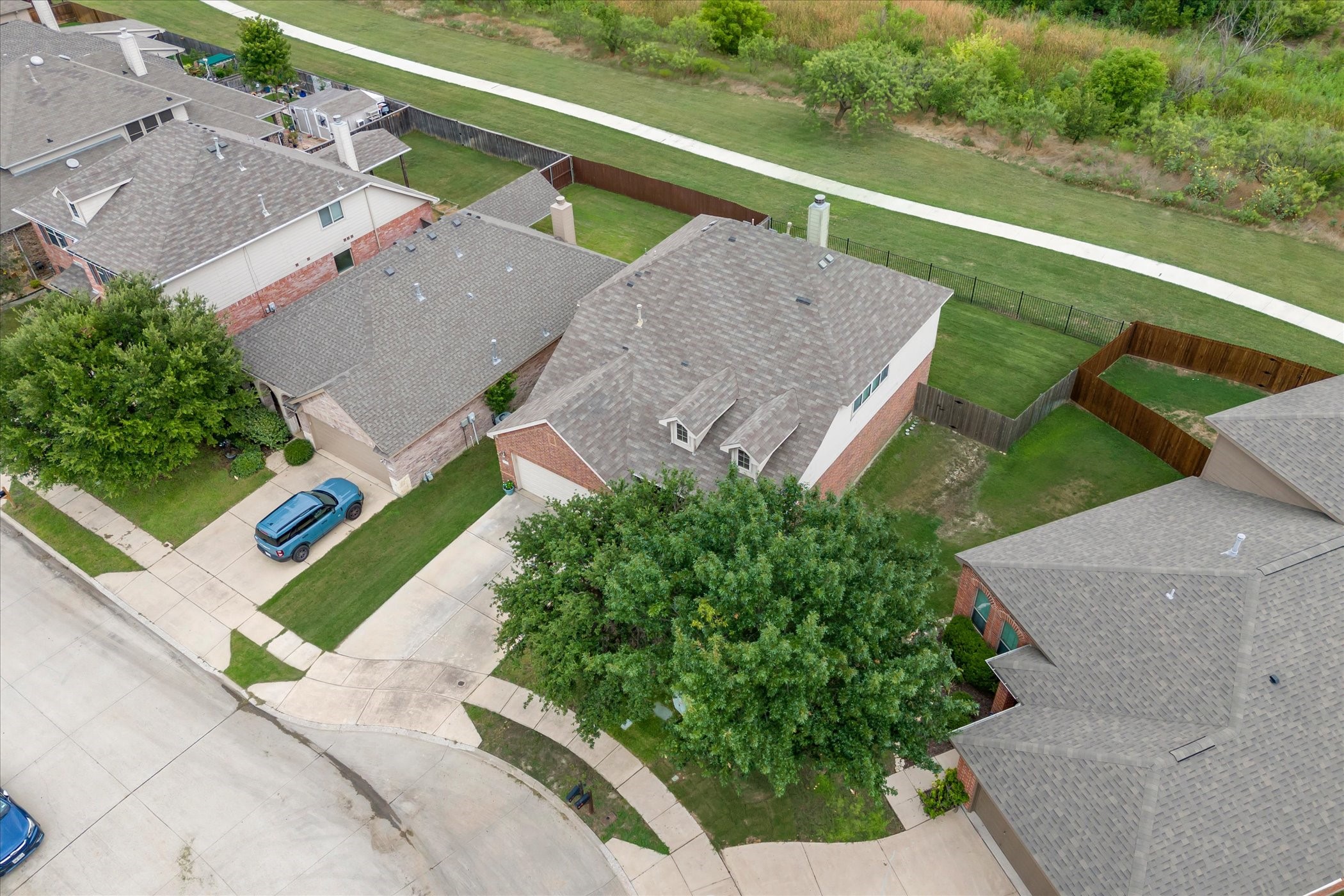 8729 Golden Sunset Trail