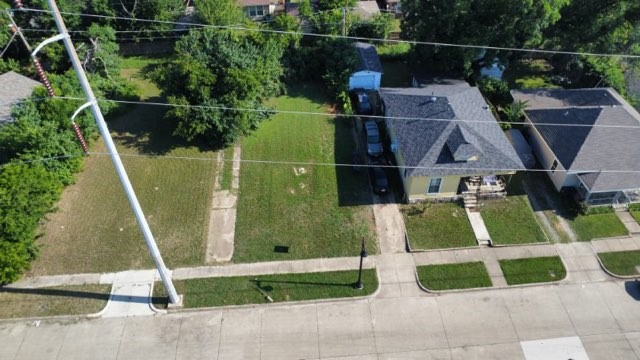 1124 E Annie Street