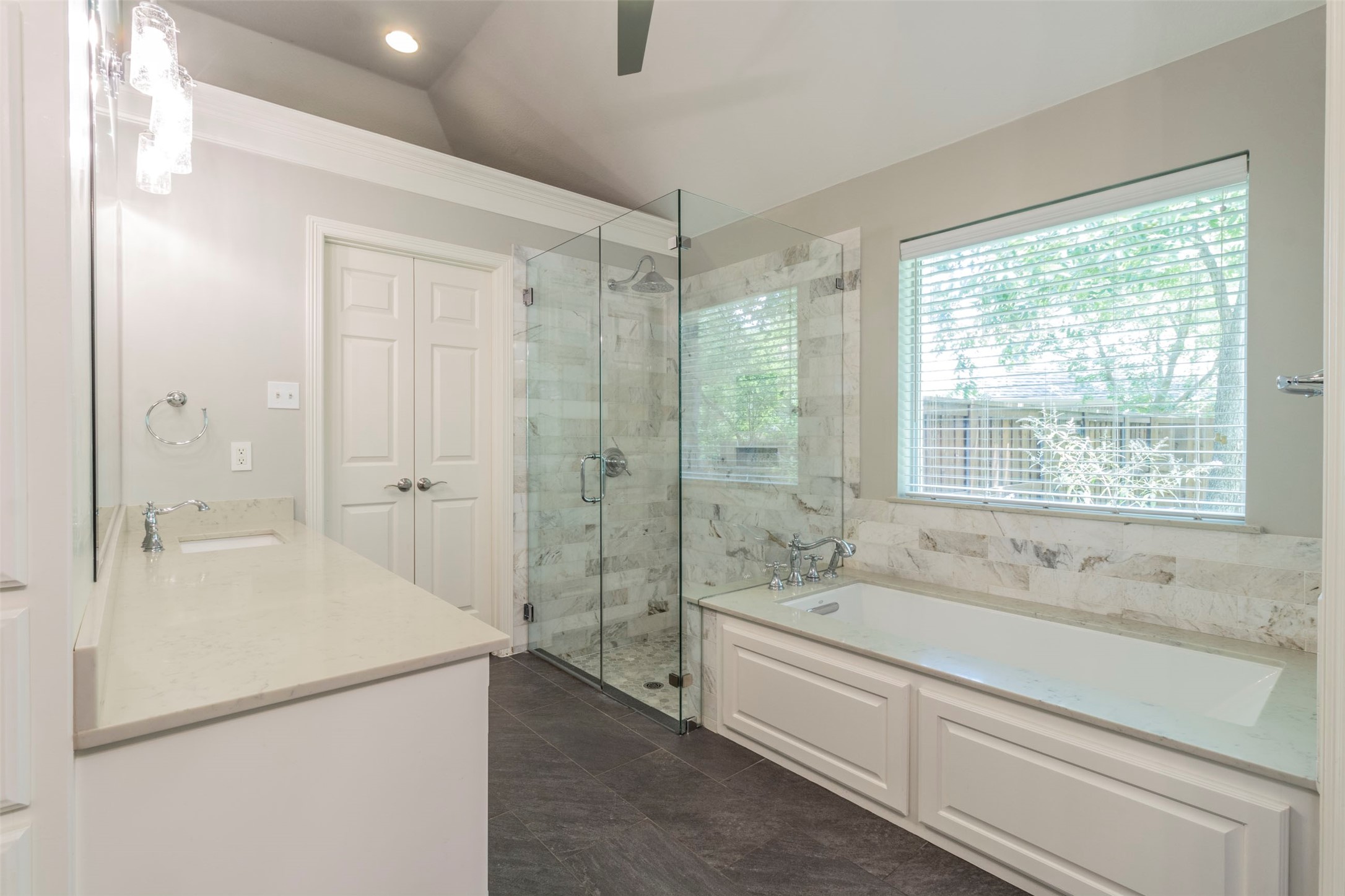 908 Dogwood Court