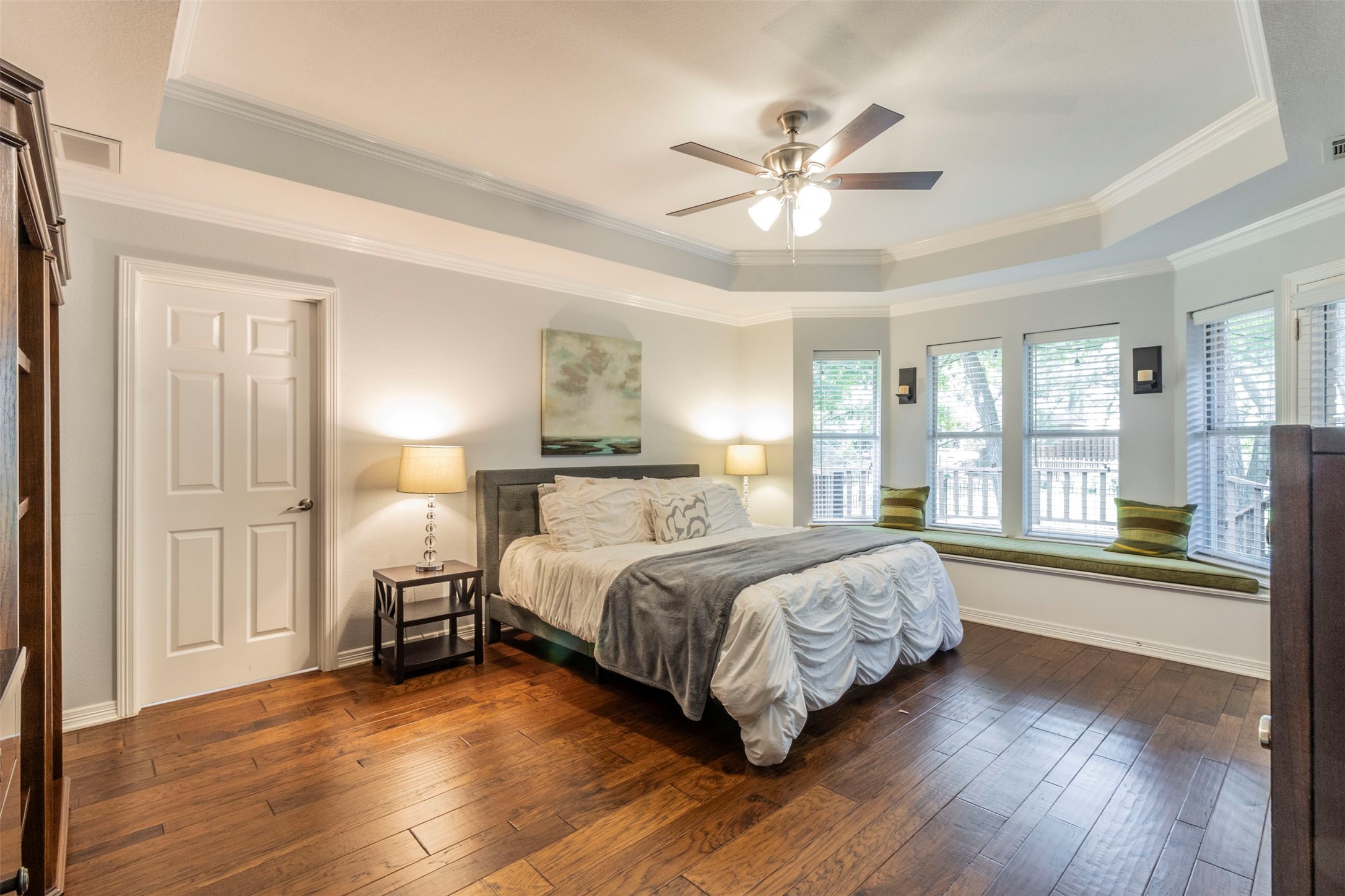 908 Dogwood Court