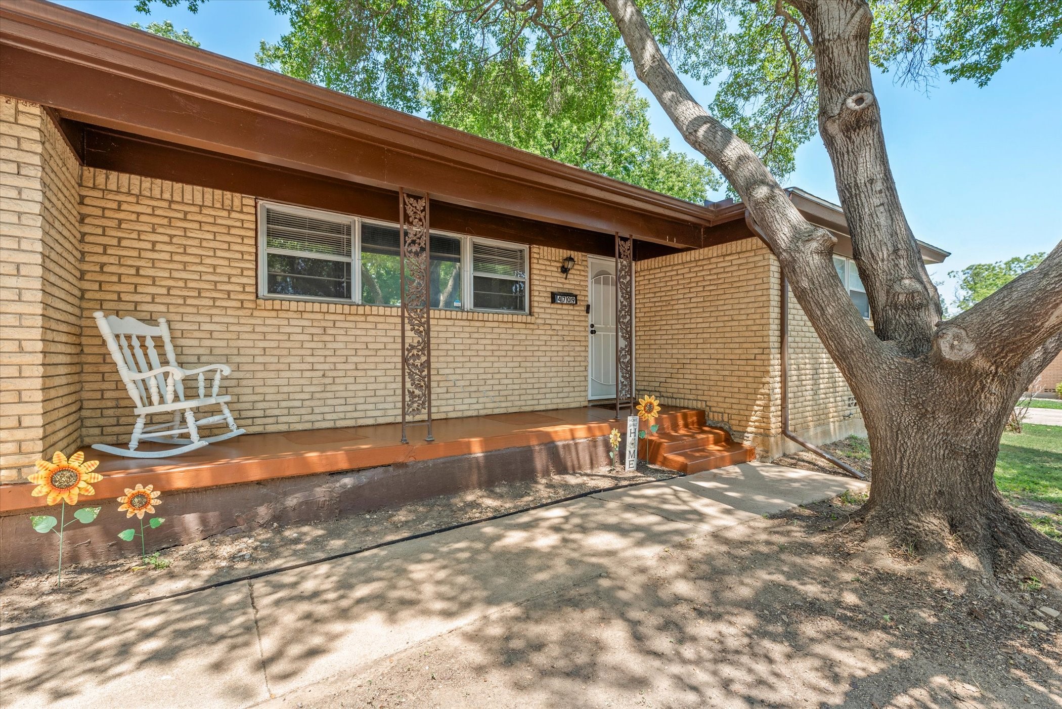 4709 Nadine Drive