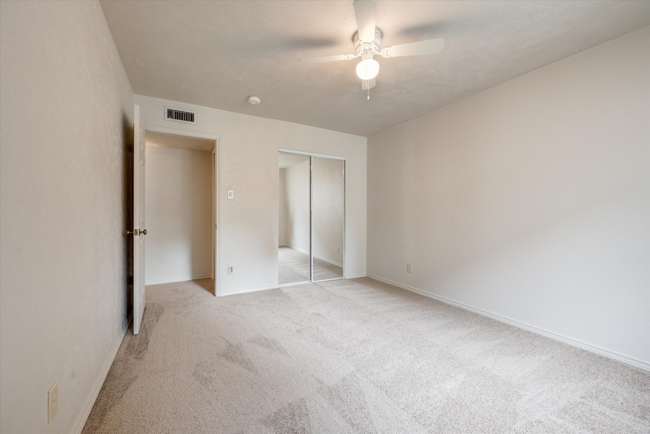 2600 Meadowview Drive