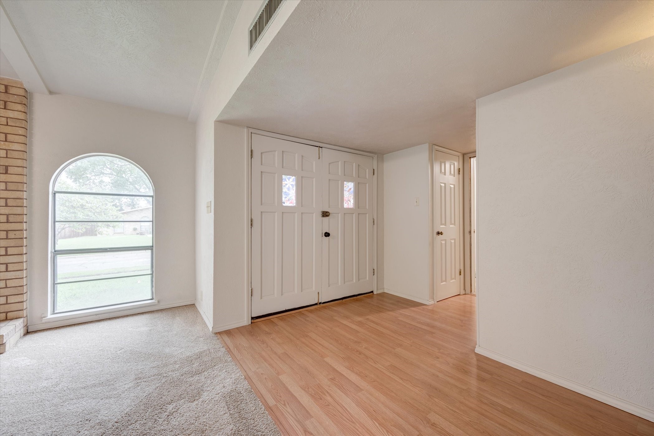 2600 Meadowview Drive
