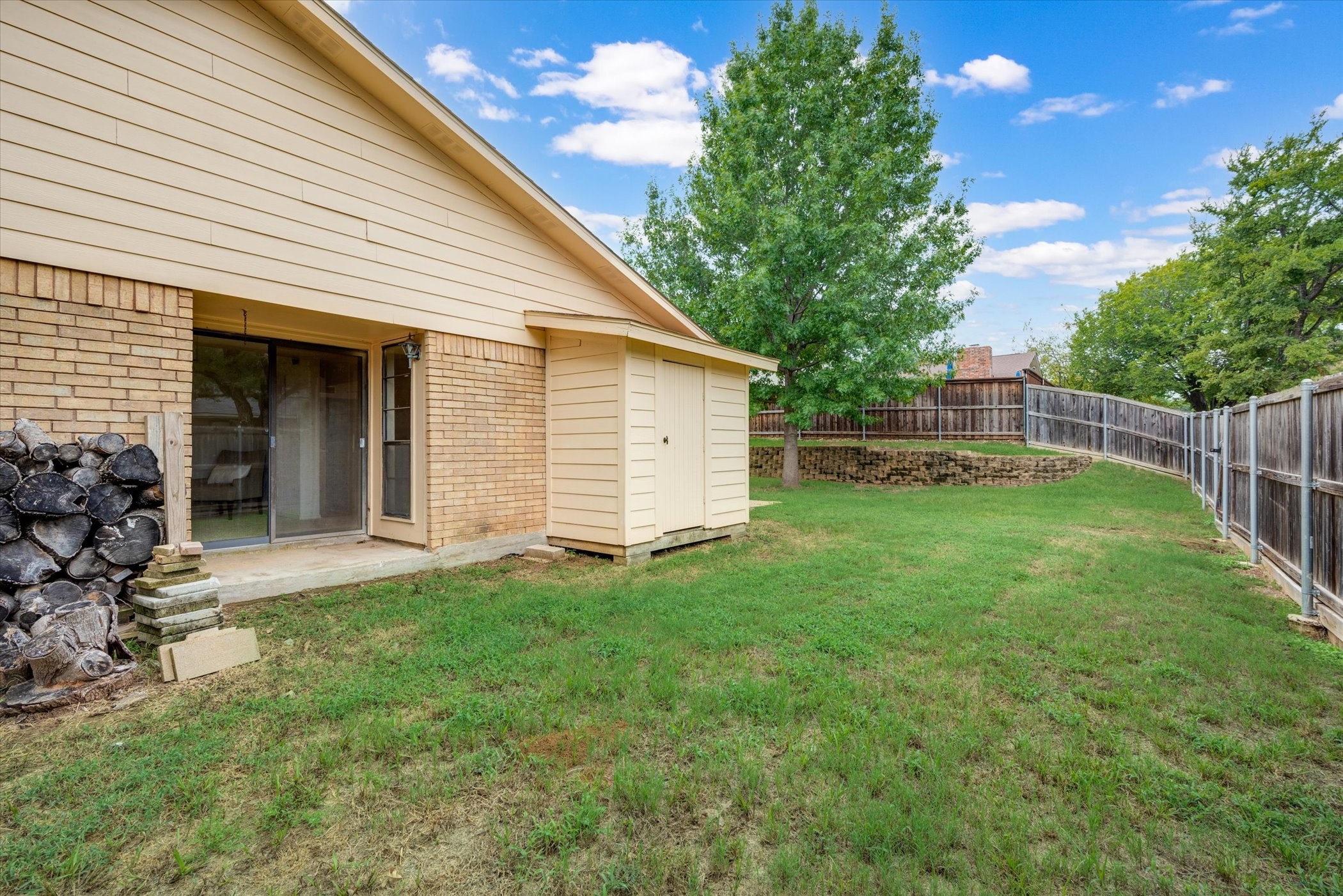 2600 Meadowview Drive