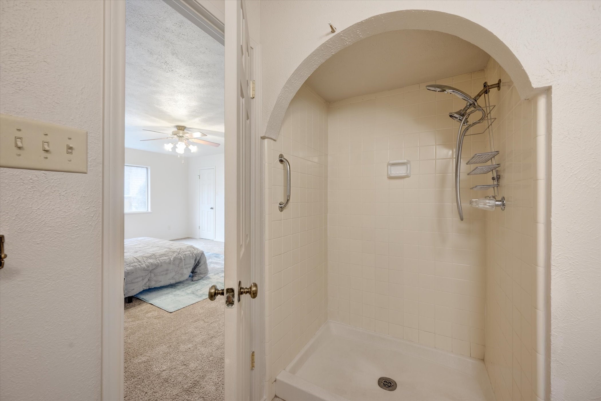 2600 Meadowview Drive