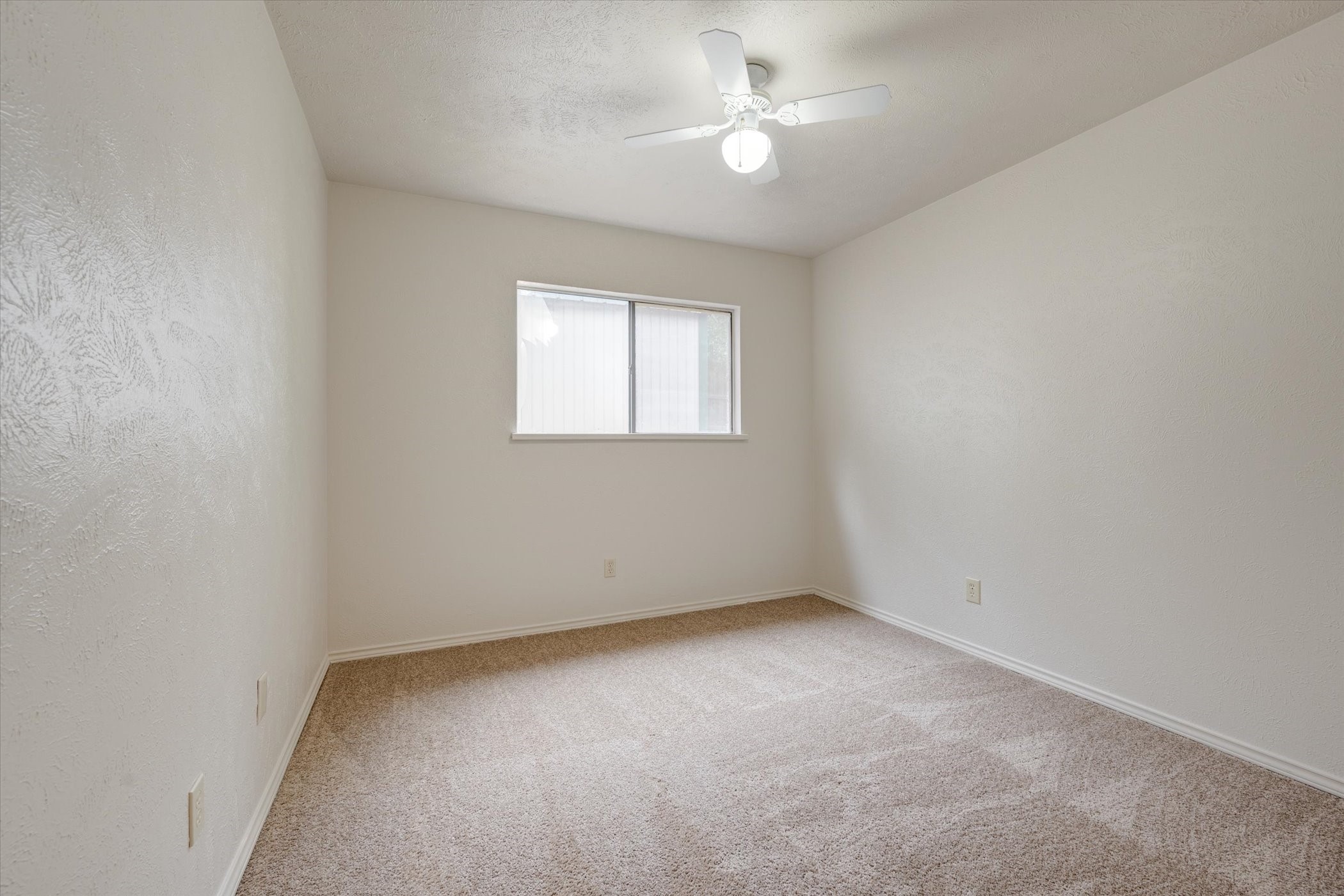 2600 Meadowview Drive