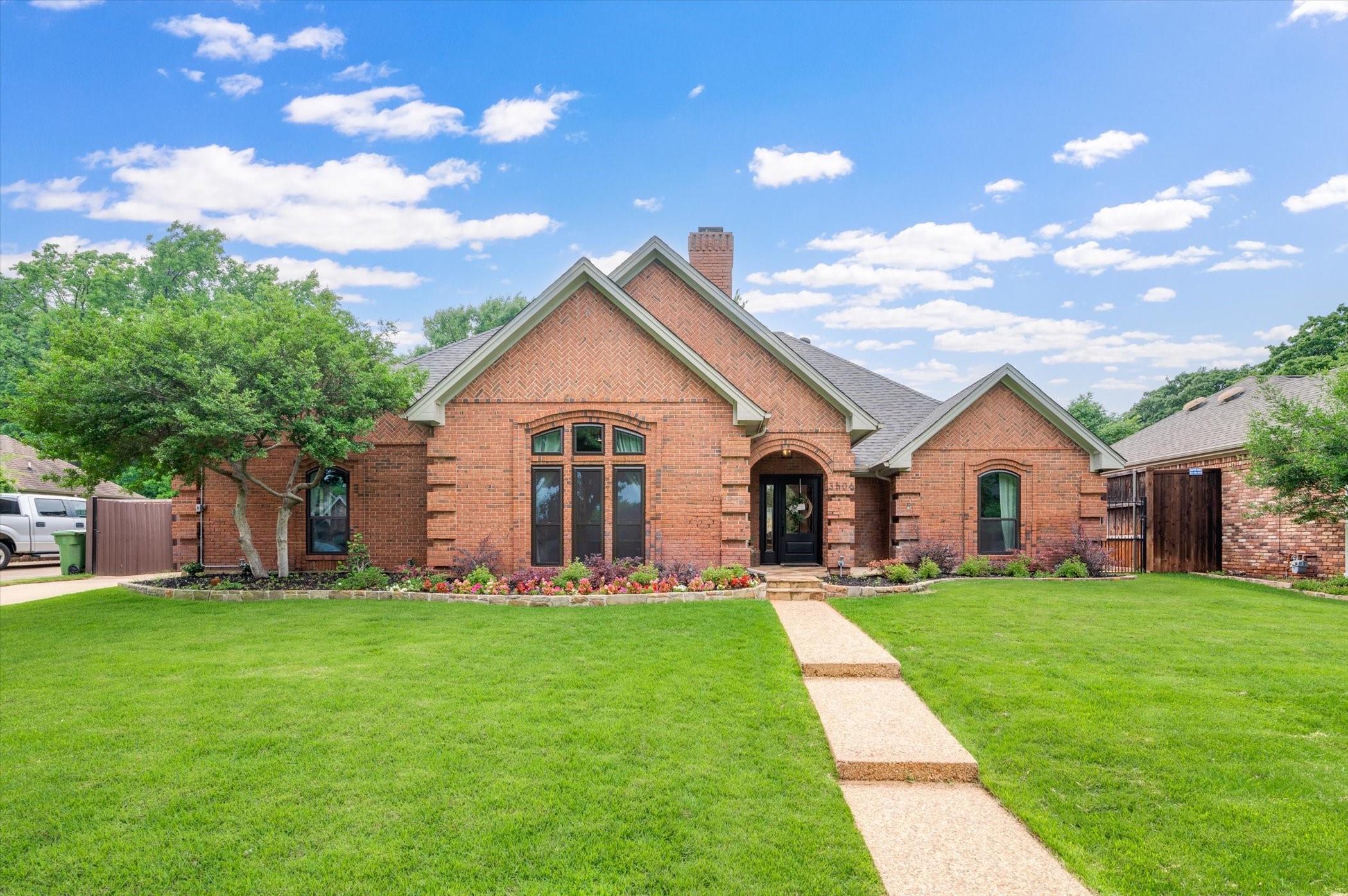 3506 Edgehill Street