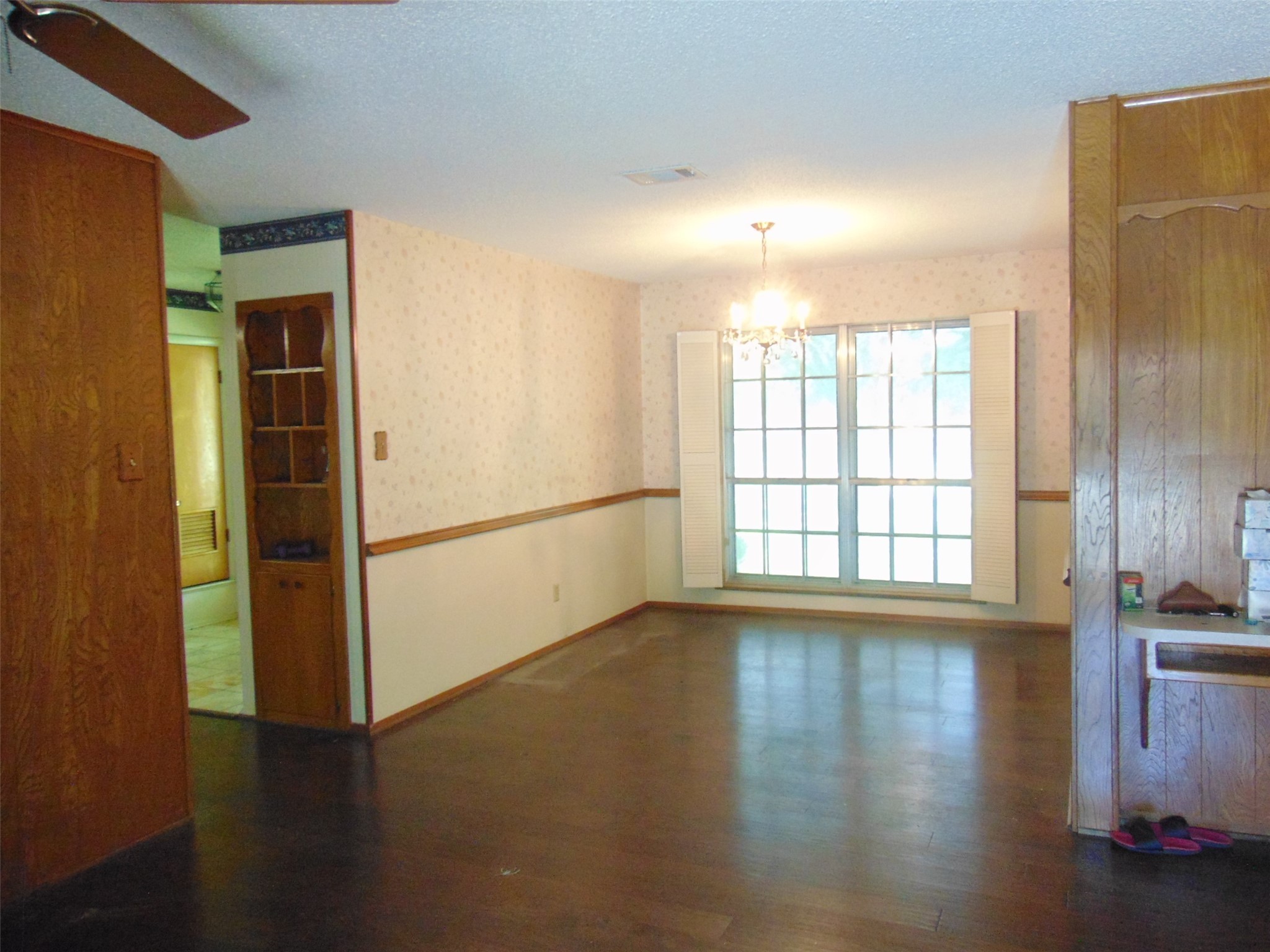5017 Montclair Drive