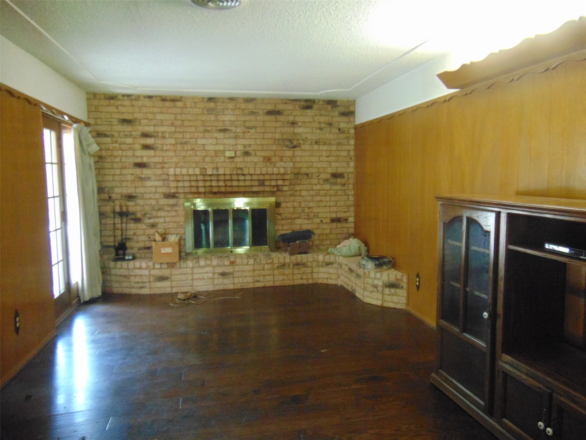 5017 Montclair Drive