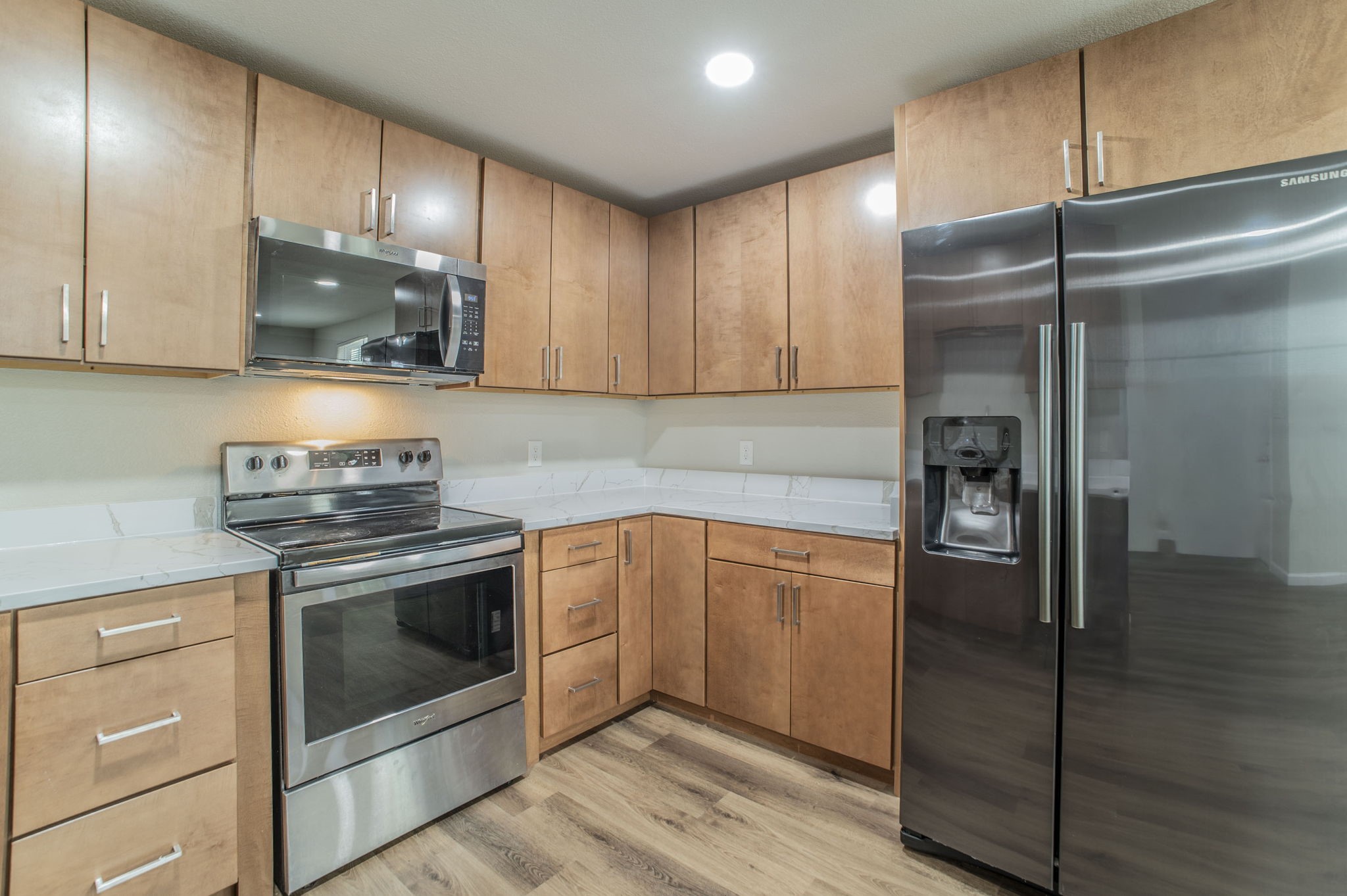 4901 Curzon Avenue 105