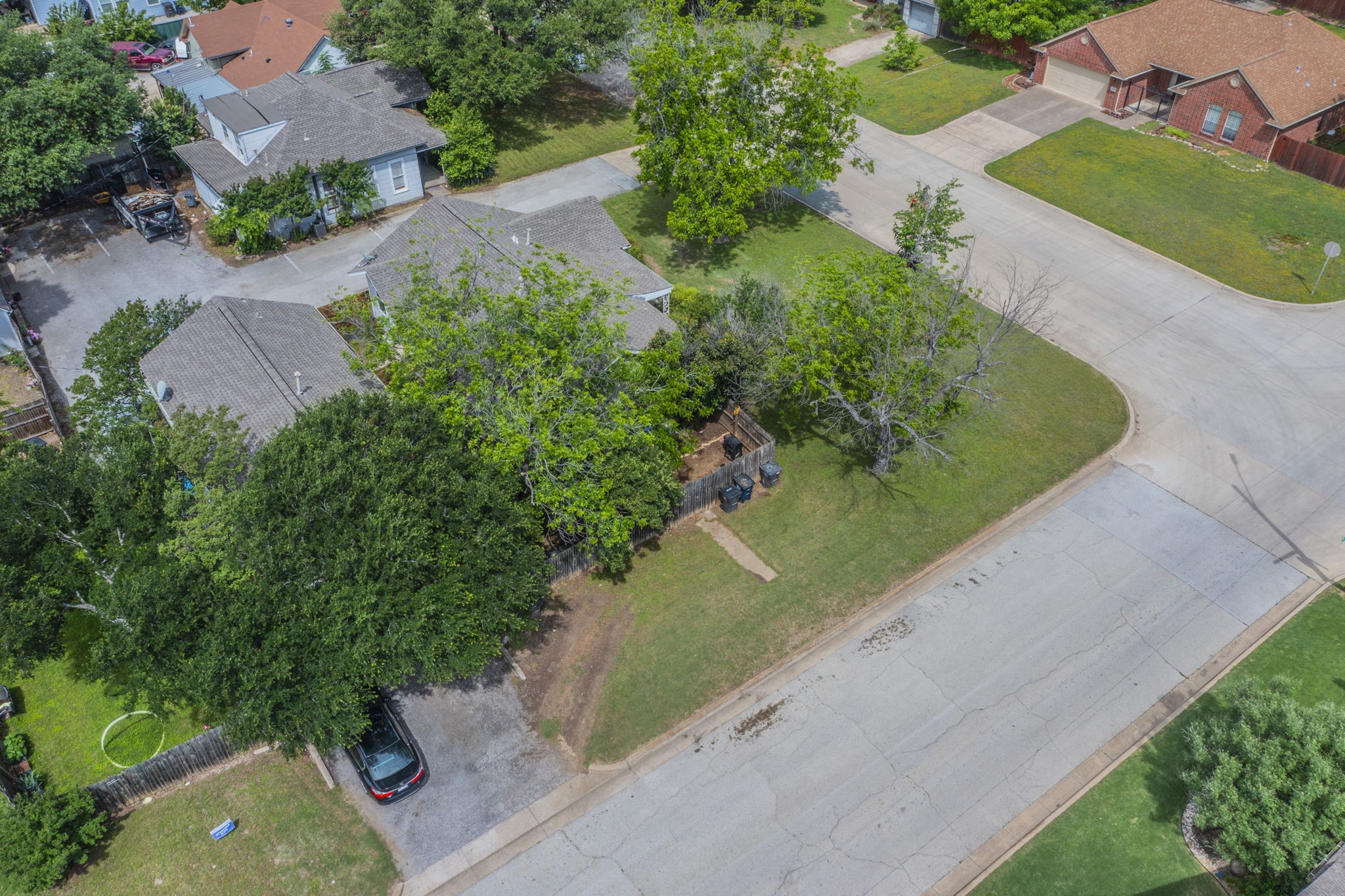 4901 Curzon Avenue 105
