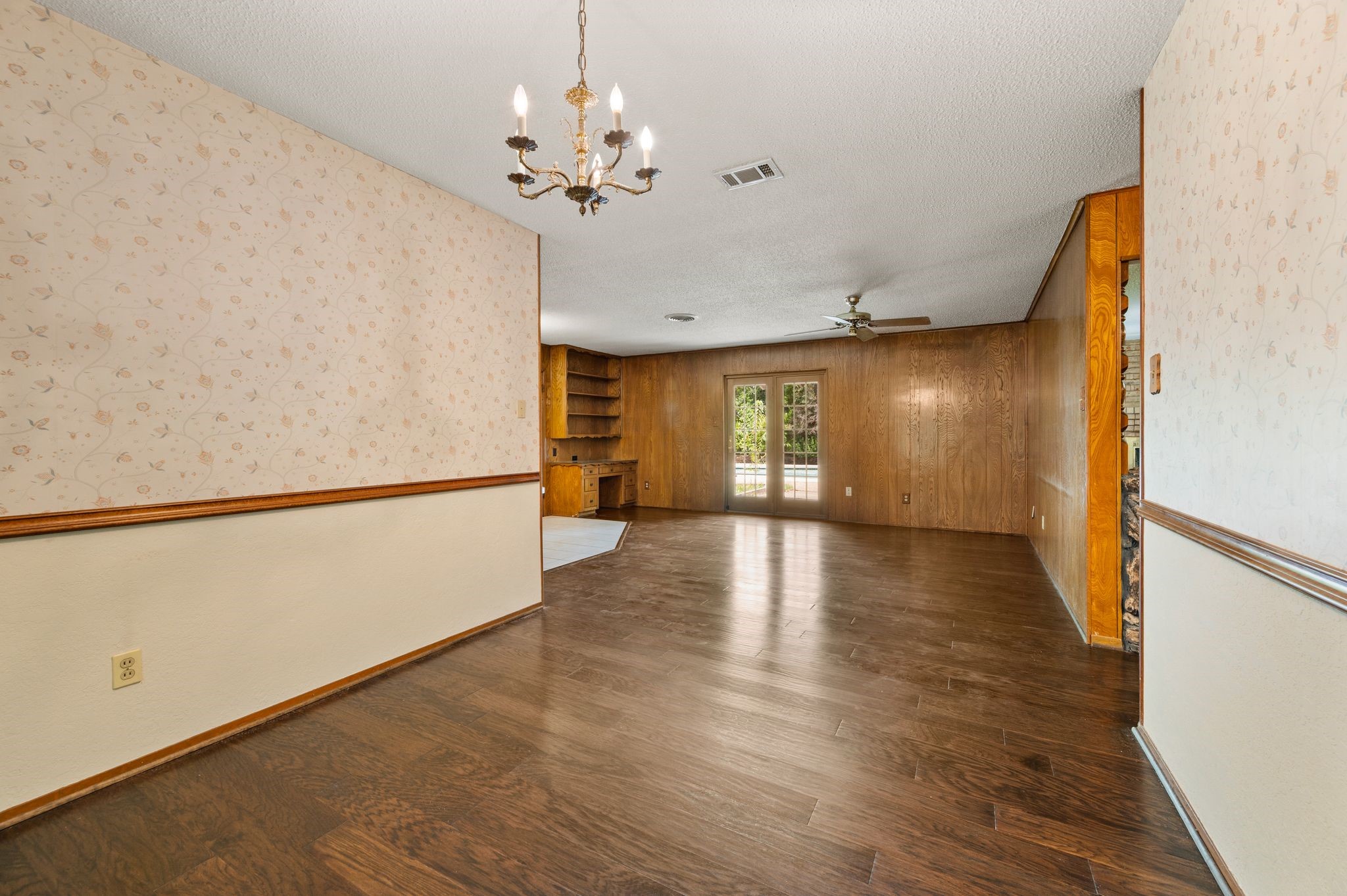 5017 Montclair. Drive
