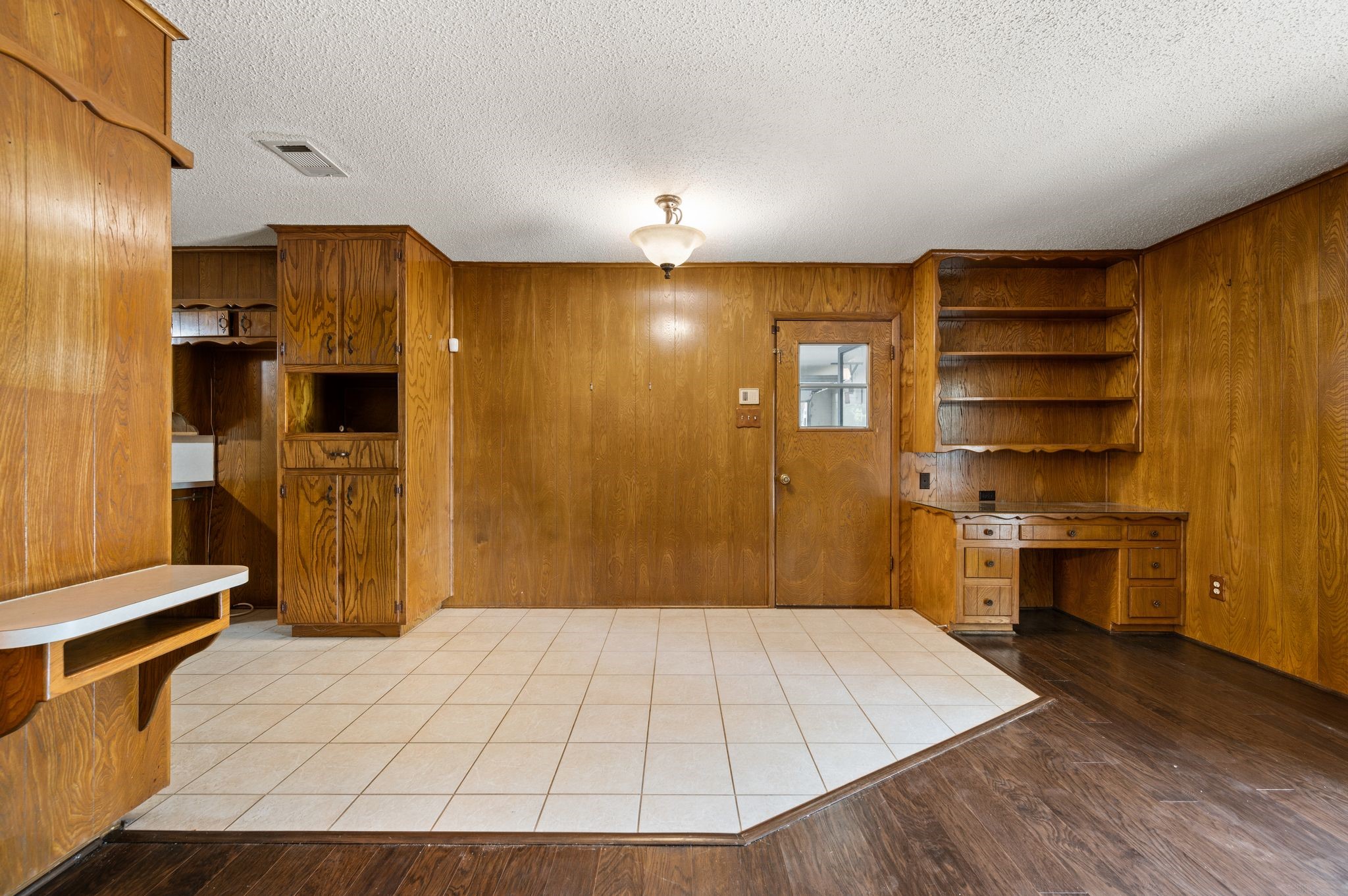 5017 Montclair. Drive