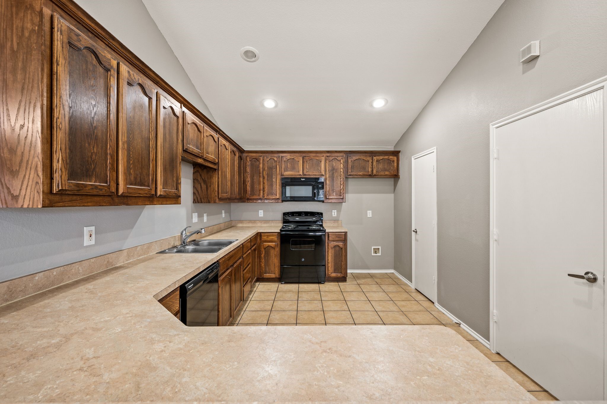 5948 Melanie Drive
