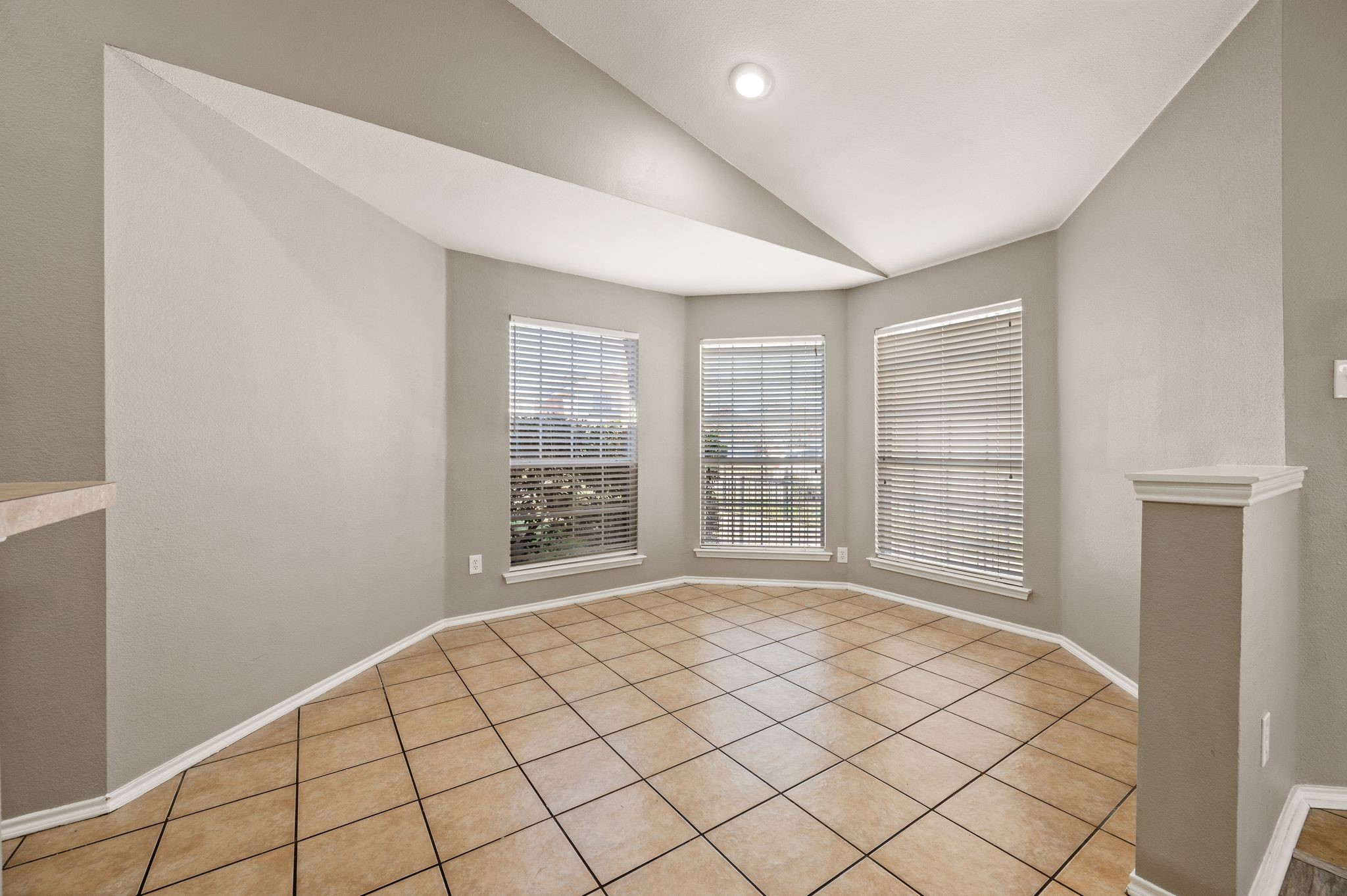 5948 Melanie Drive