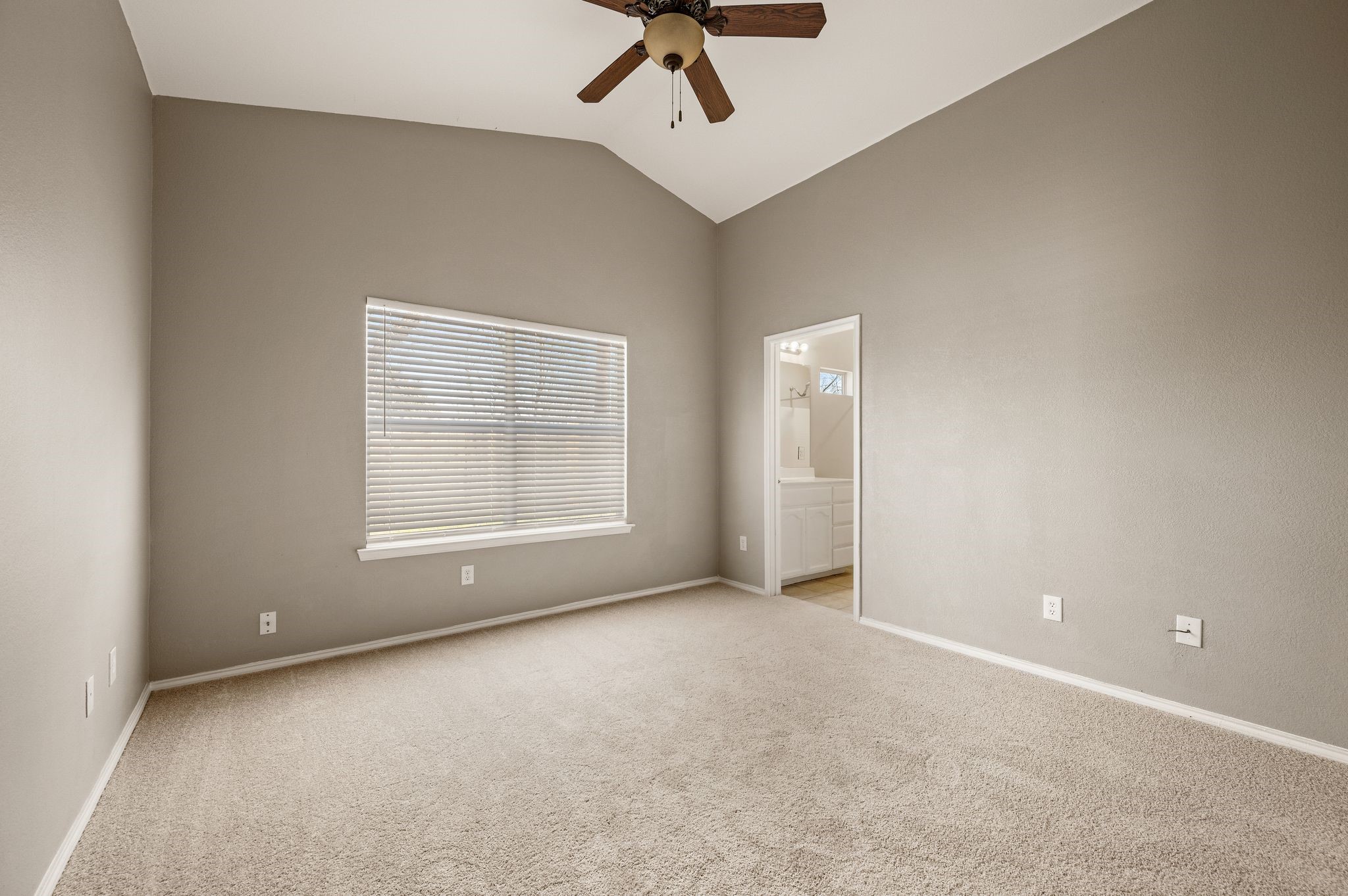 5948 Melanie Drive