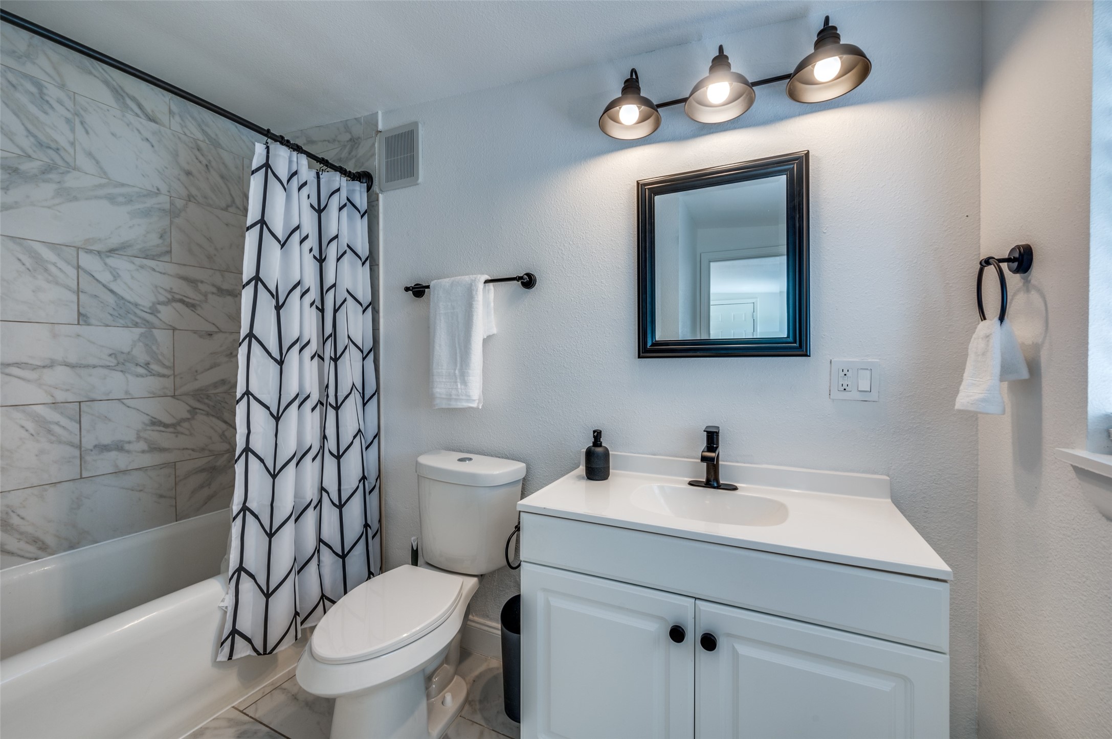 1025 Cleckler Avenue