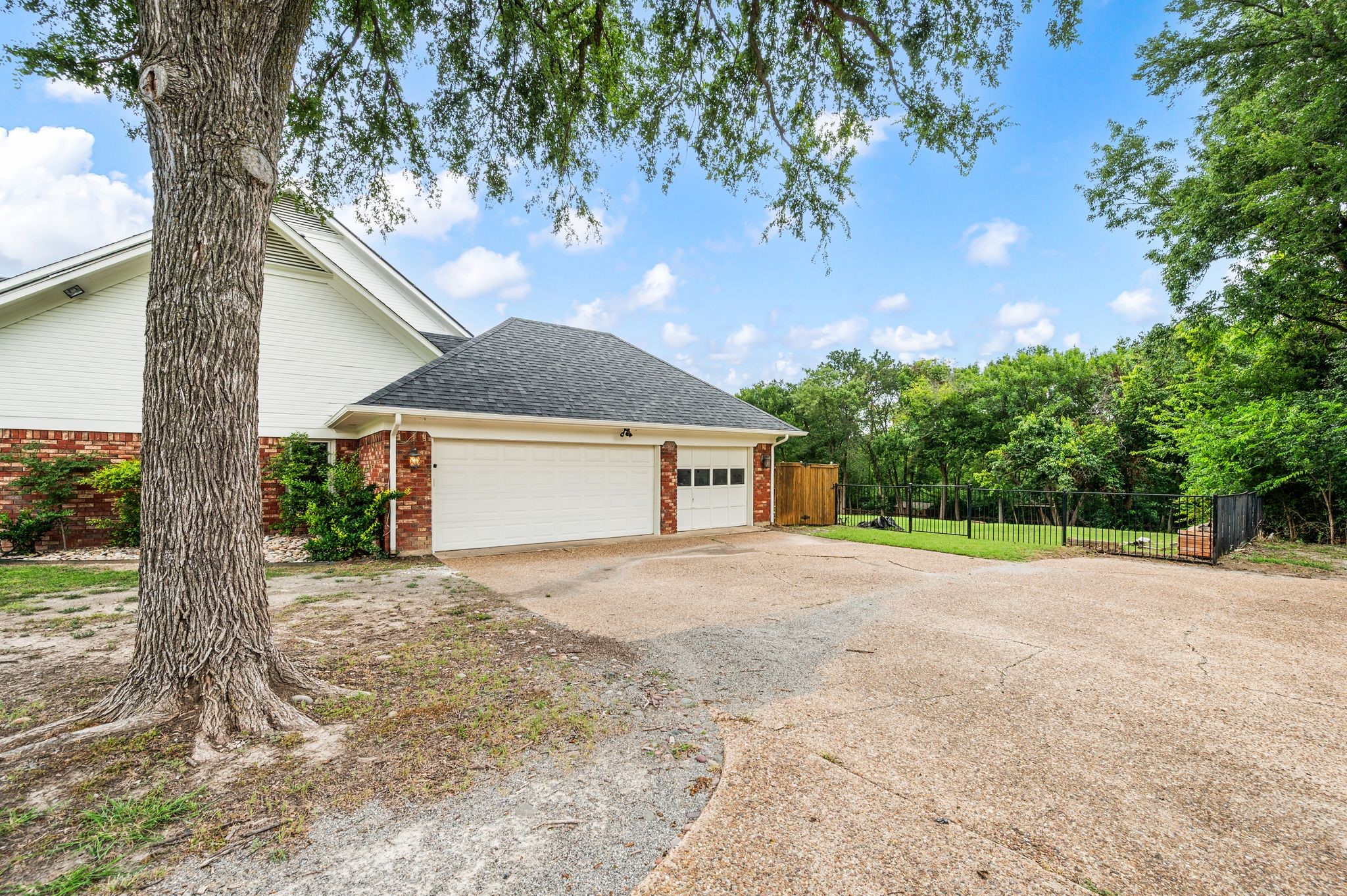 11 Country Ridge Road