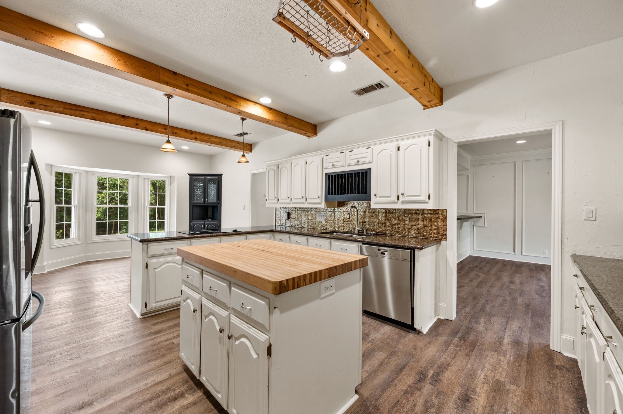 11 Country Ridge Road
