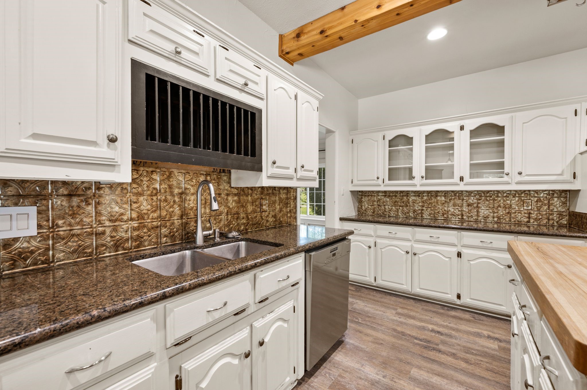 11 Country Ridge Road