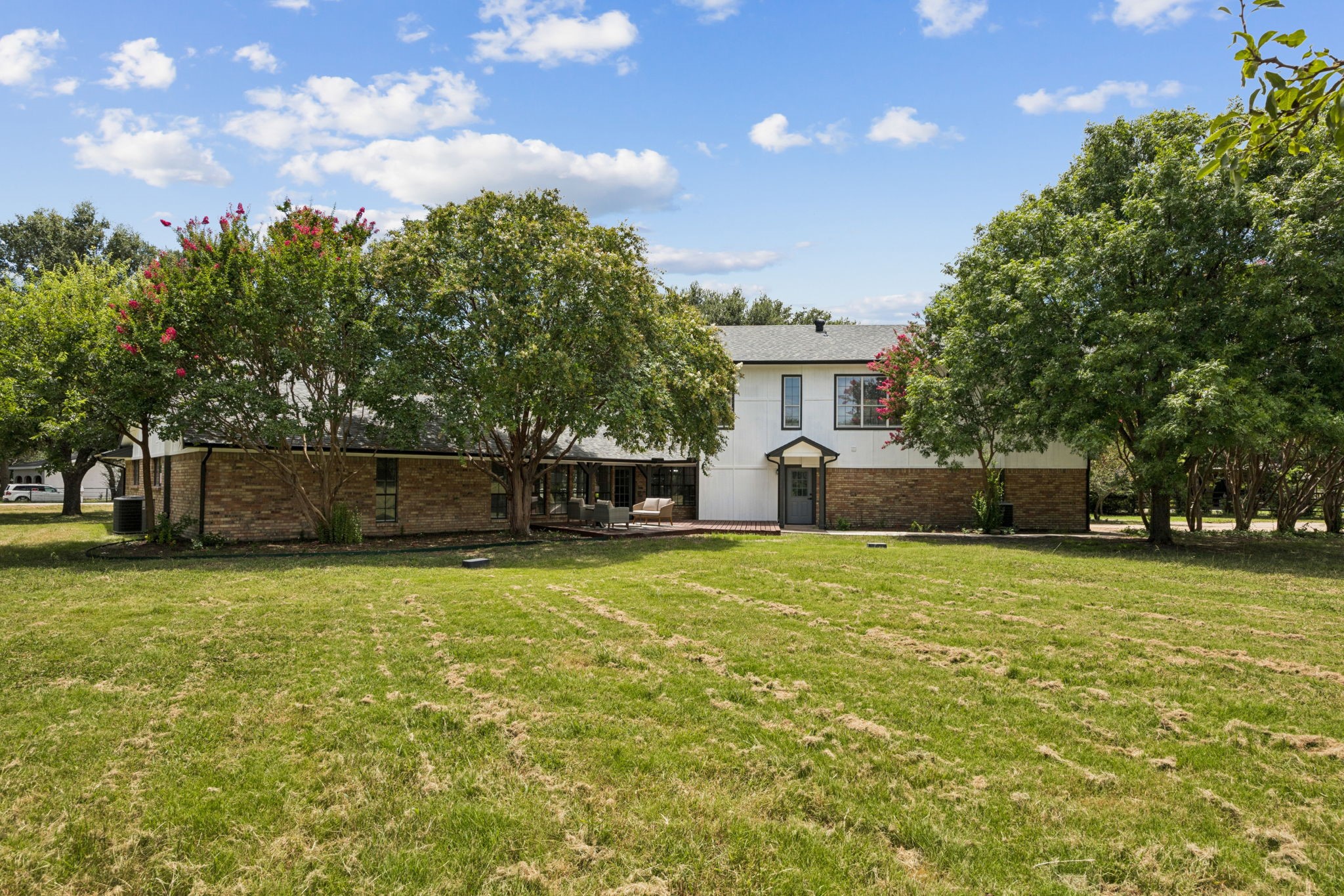 10 Chisholm Trail