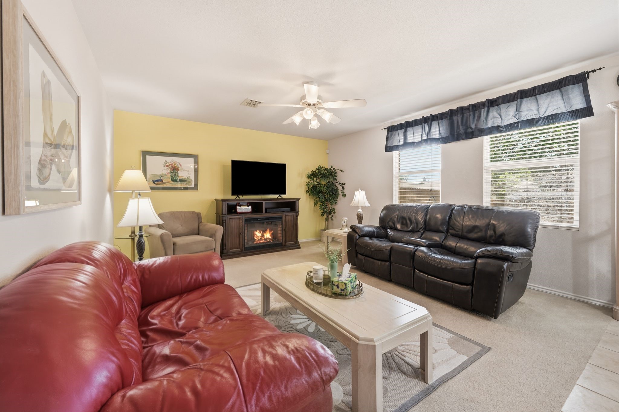 1828 Kittredge Way