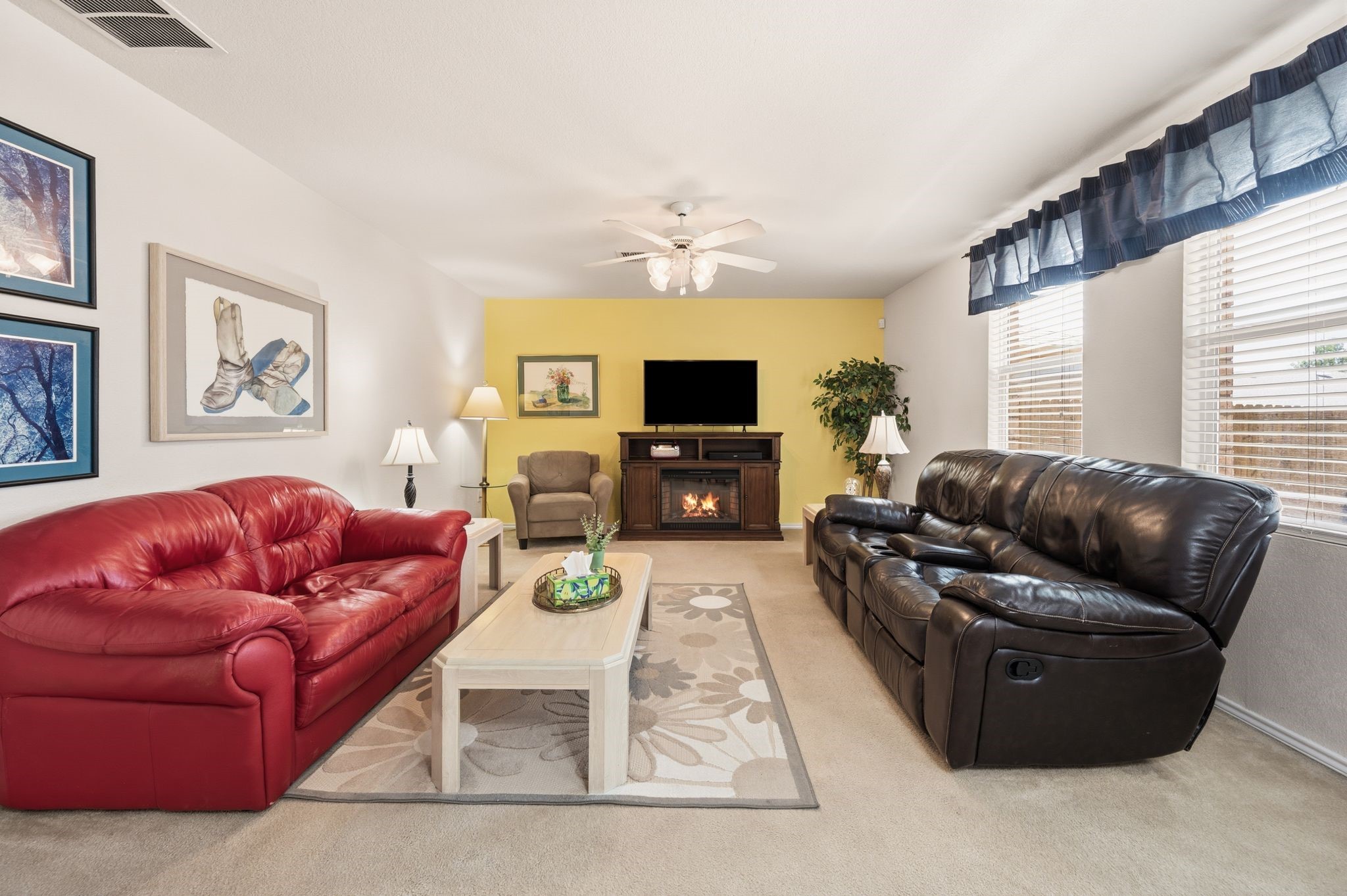 1828 Kittredge Way