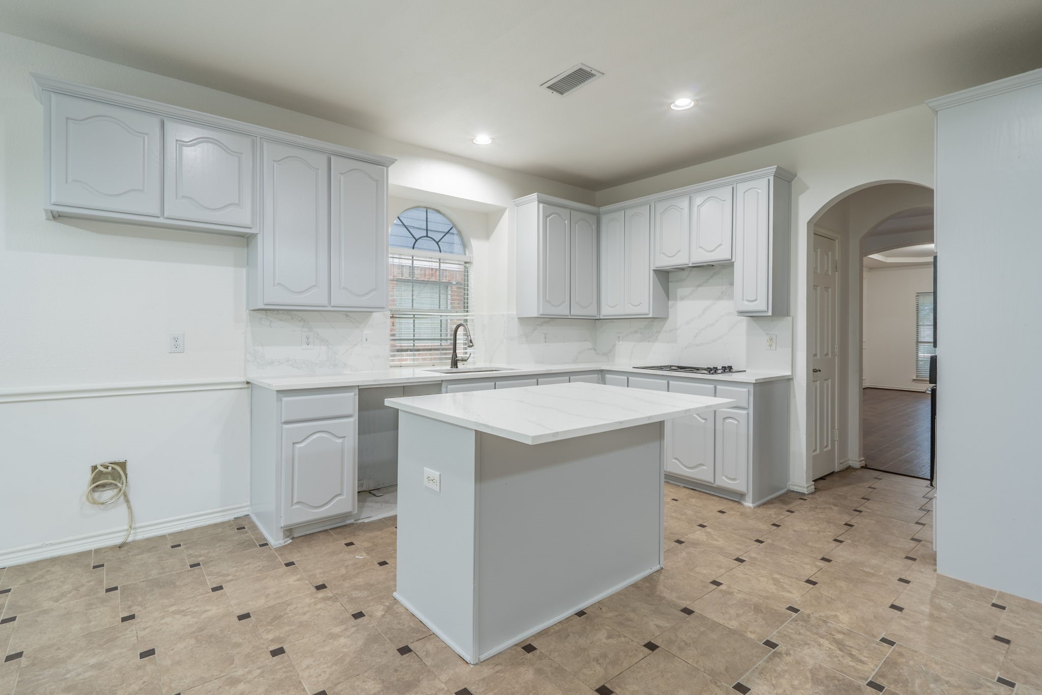 307 Dover Heights Trail