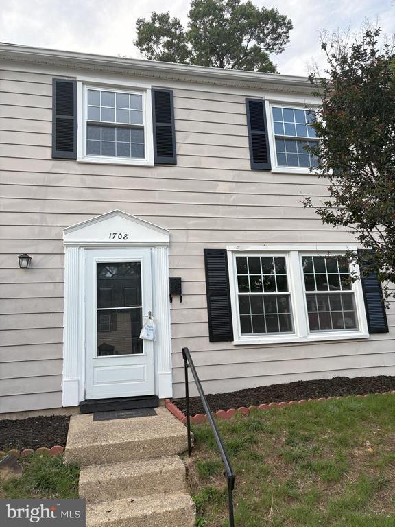 1708 GRANITE COURT
