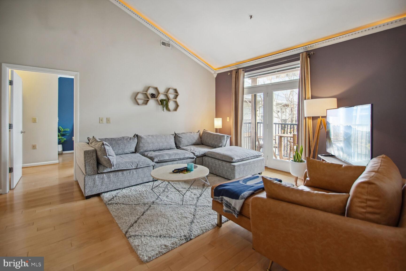 1201 EAST WEST HIGHWAY 419